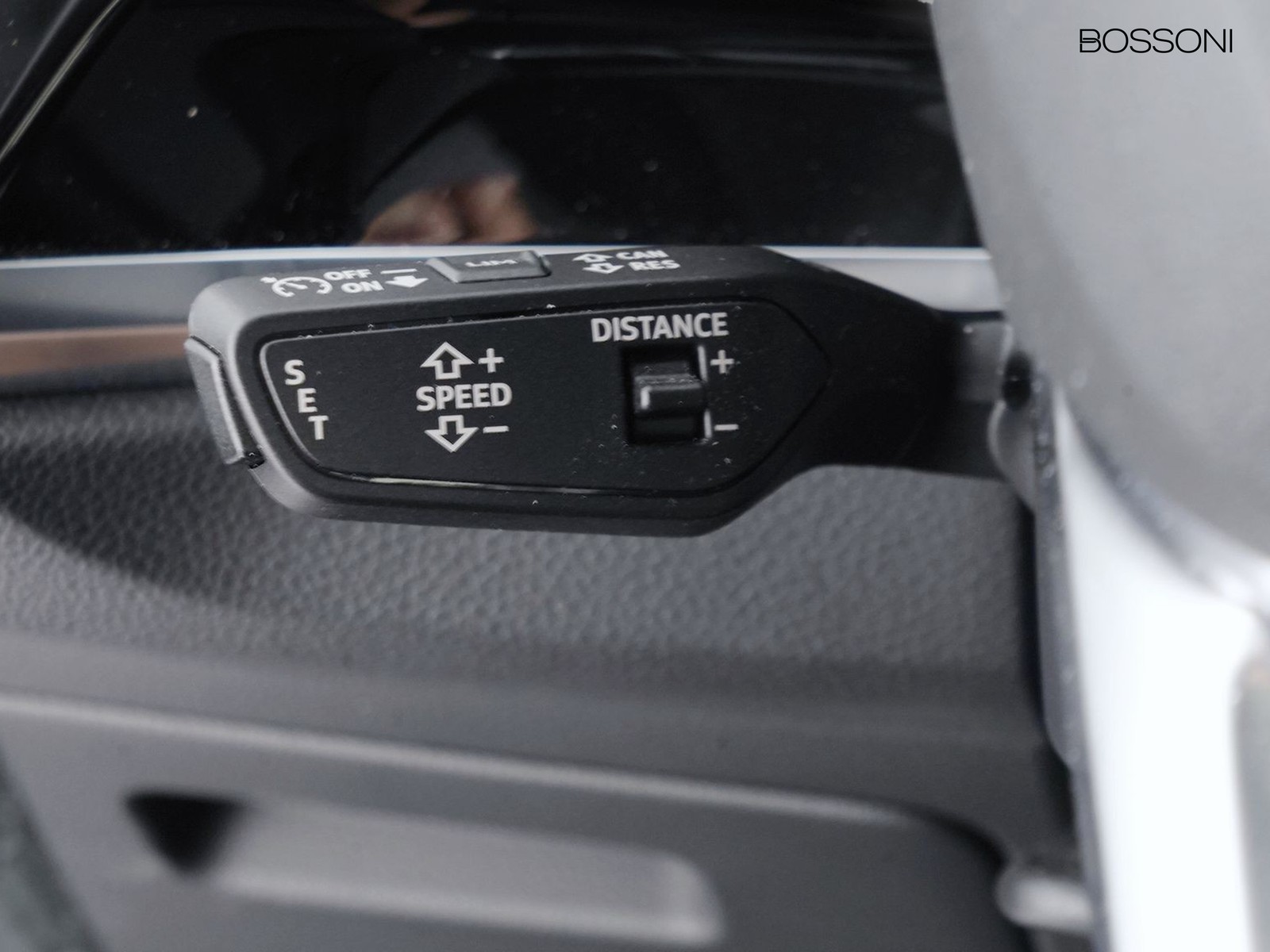 24 - Audi Q3 35 1.5 tfsi evo2 business advanced s tronic