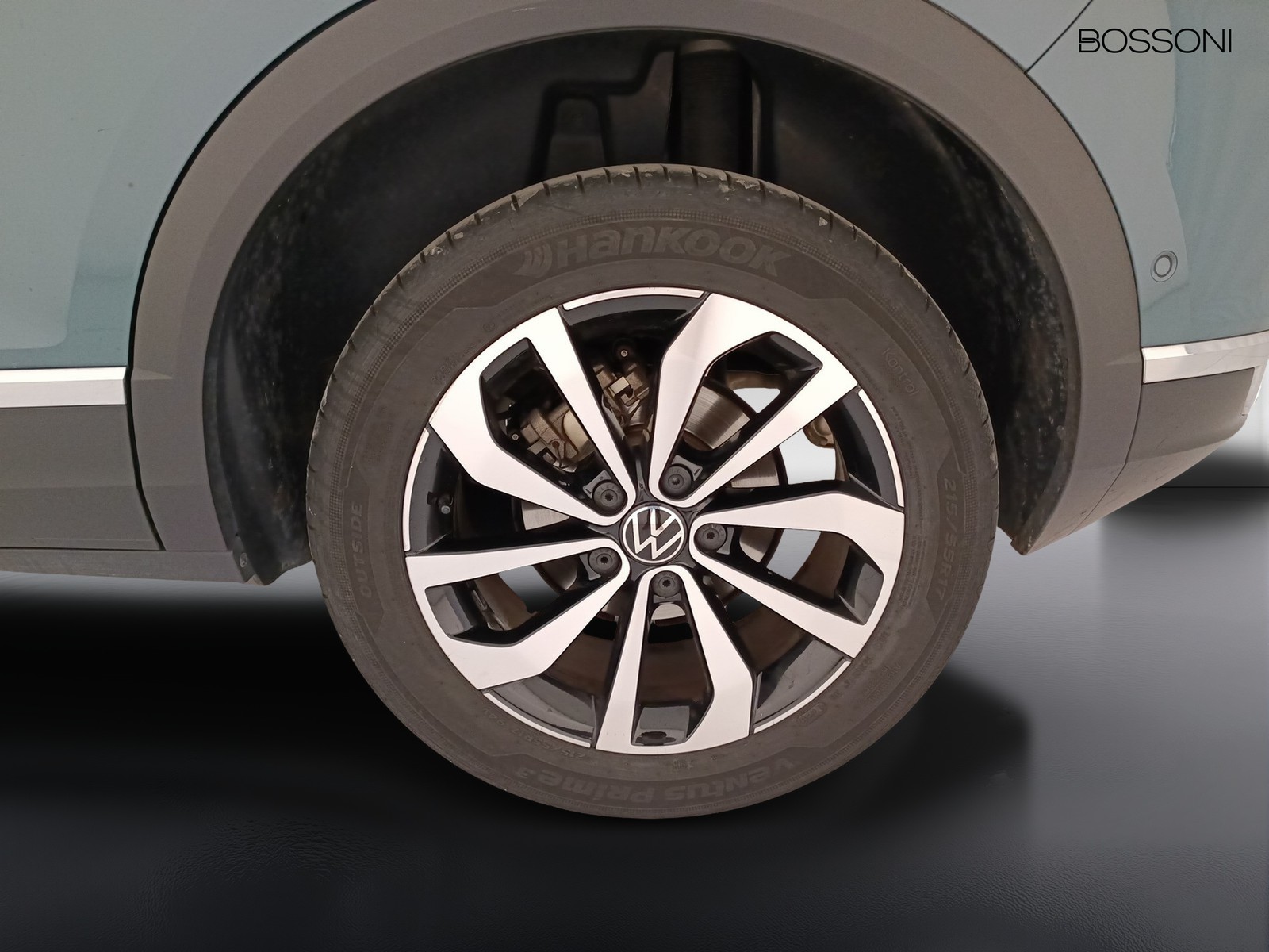 27 - Volkswagen T-Roc 1.5 tsi act style dsg