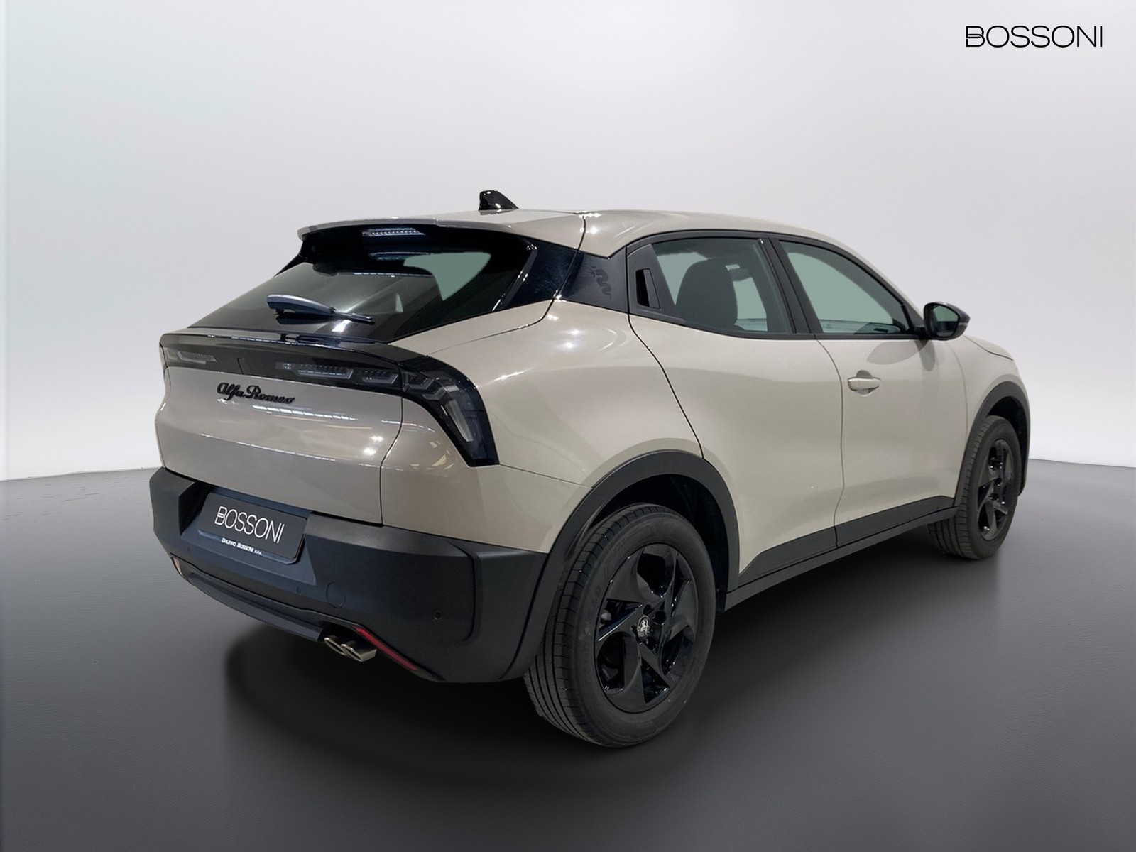 3 - Alfa Romeo Junior 1.2 hybrid 145cv ibrida edct6