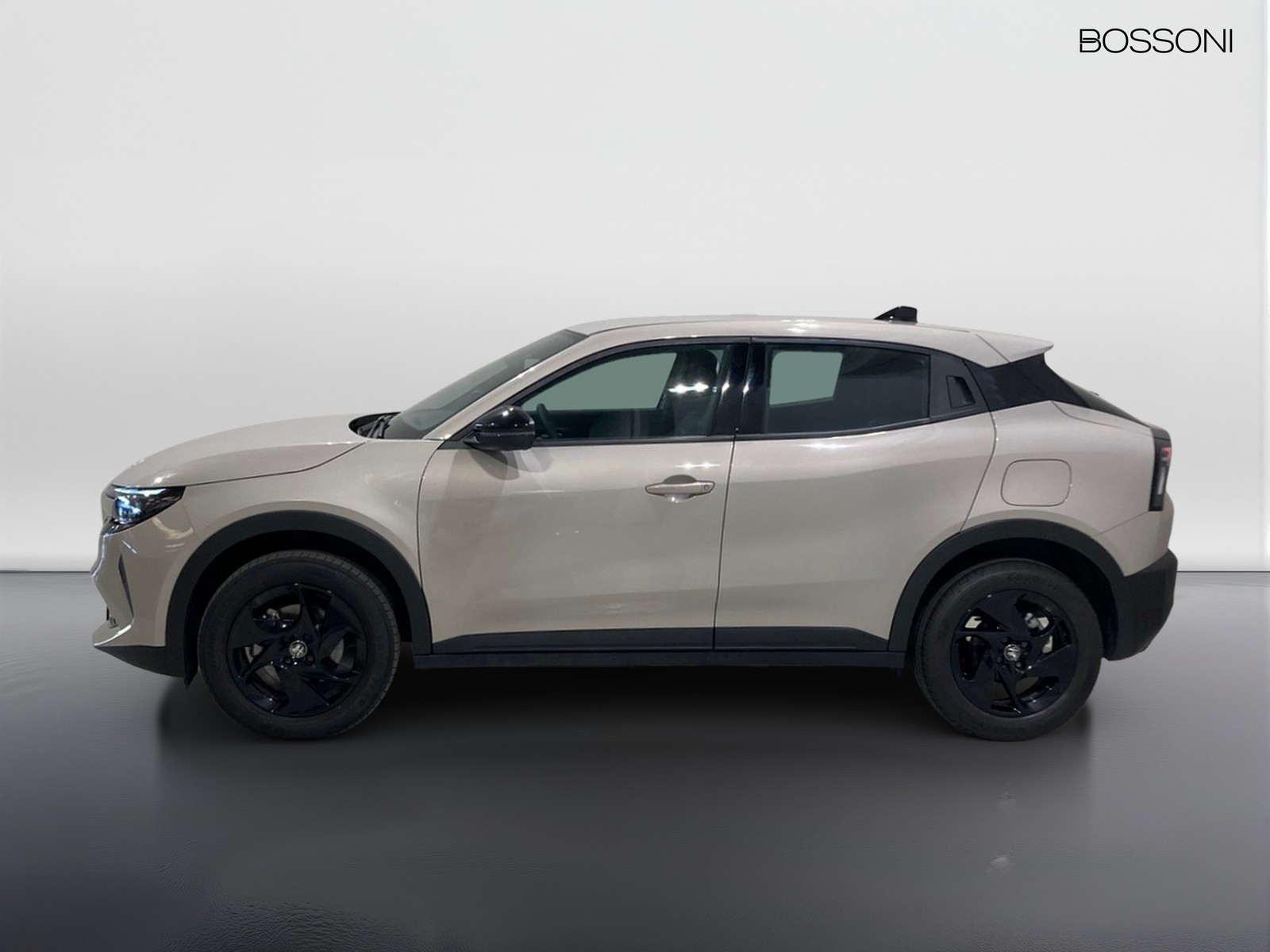 5 - Alfa Romeo Junior 1.2 hybrid 145cv ibrida edct6