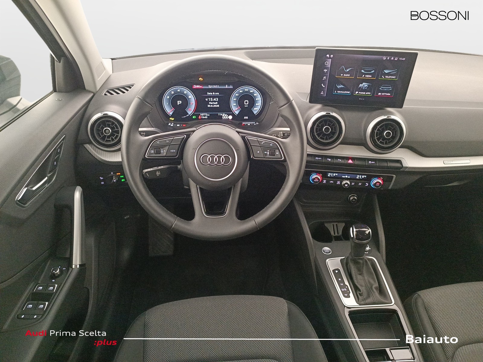 8 - Audi Q2 35 1.5 tfsi s line edition s tronic