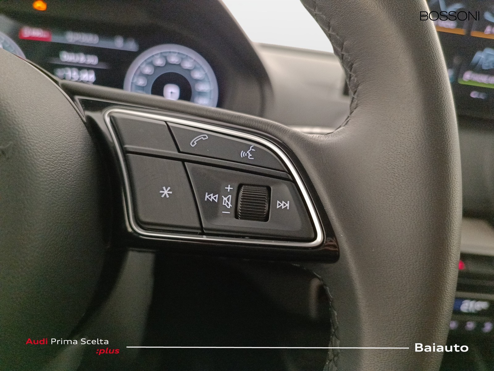 15 - Audi Q2 35 1.5 tfsi s line edition s tronic