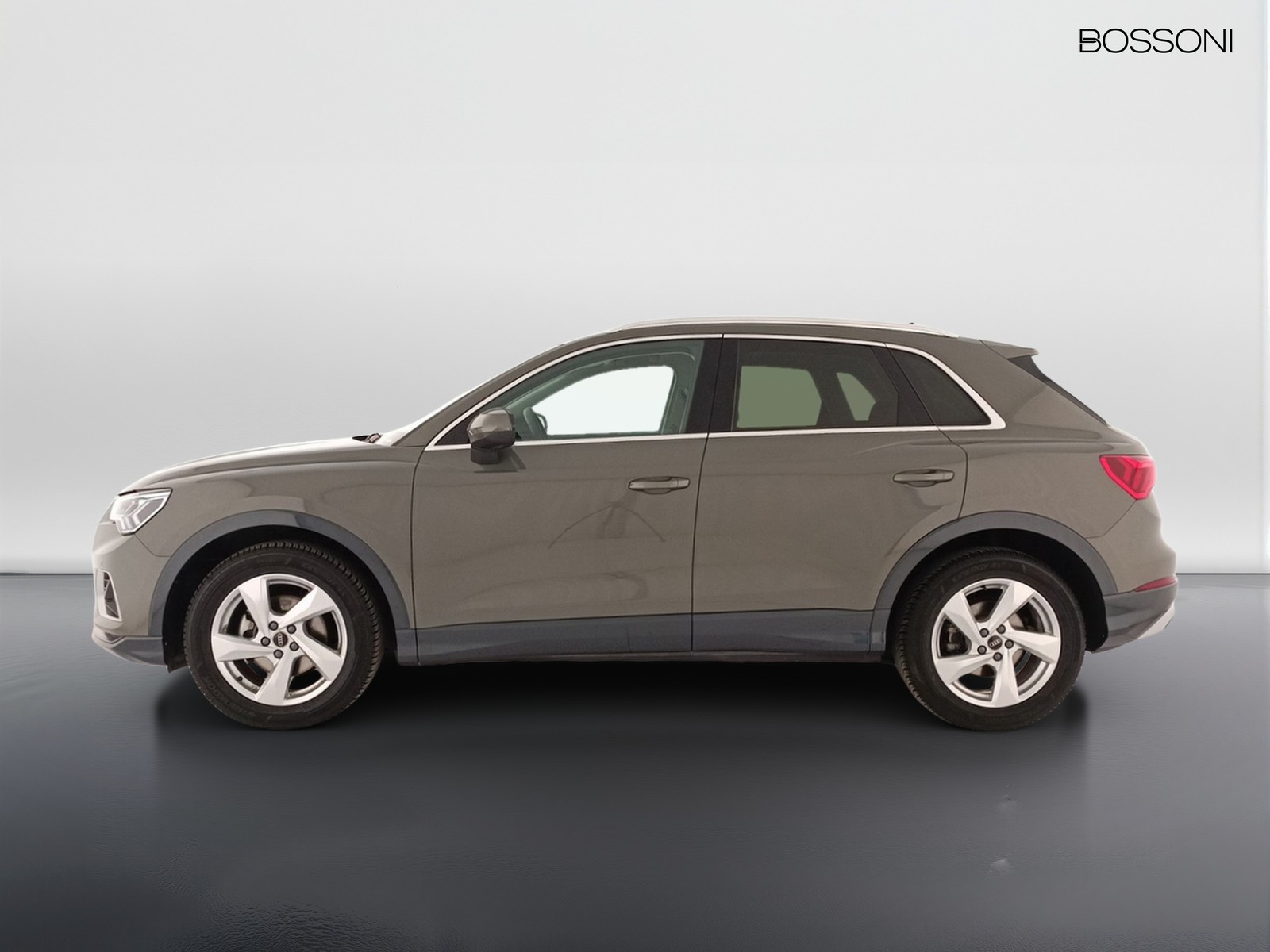3 - Audi Q3 35 2.0 tdi business advanced s tronic