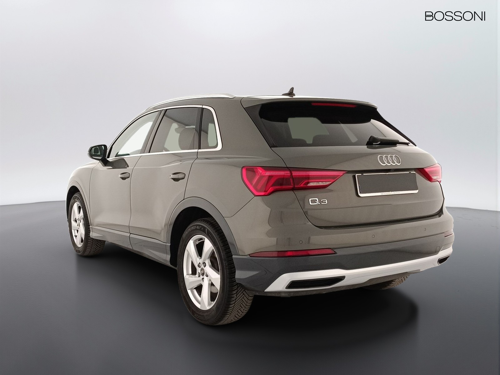 4 - Audi Q3 35 2.0 tdi business advanced s tronic
