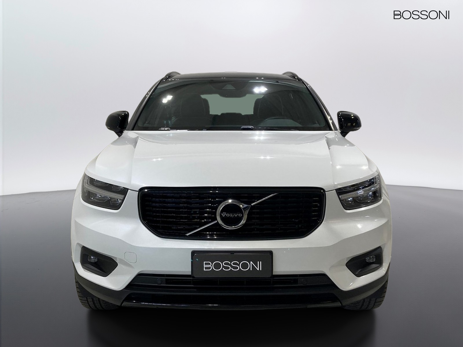 2 - Volvo XC40 1.5 t5 recharge plug-in-hybrid r-design geartronic my21