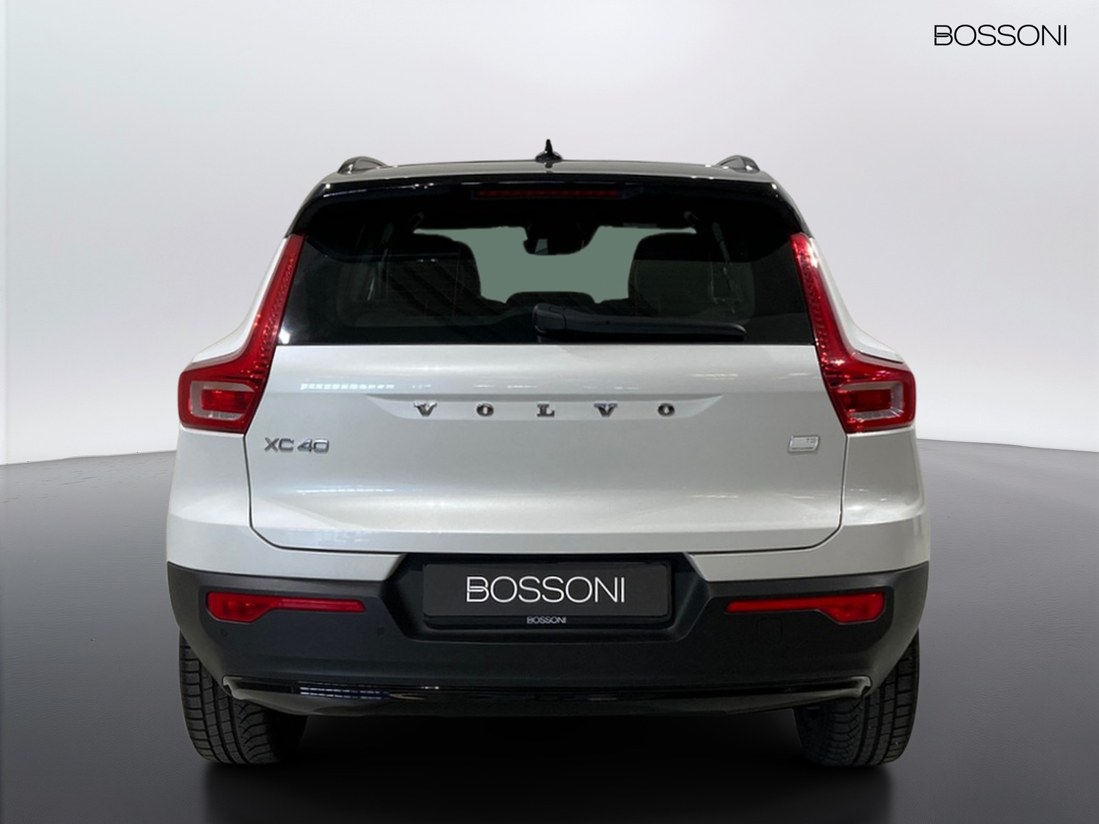5 - Volvo XC40 1.5 t5 recharge plug-in-hybrid r-design geartronic my21