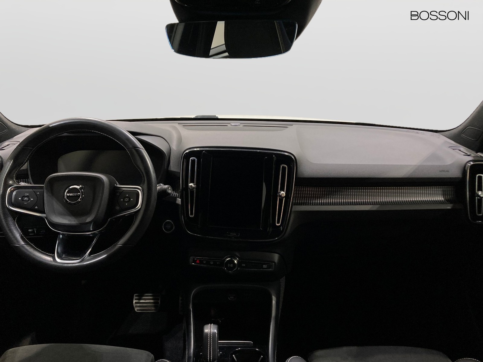 12 - Volvo XC40 1.5 t5 recharge plug-in-hybrid r-design geartronic my21