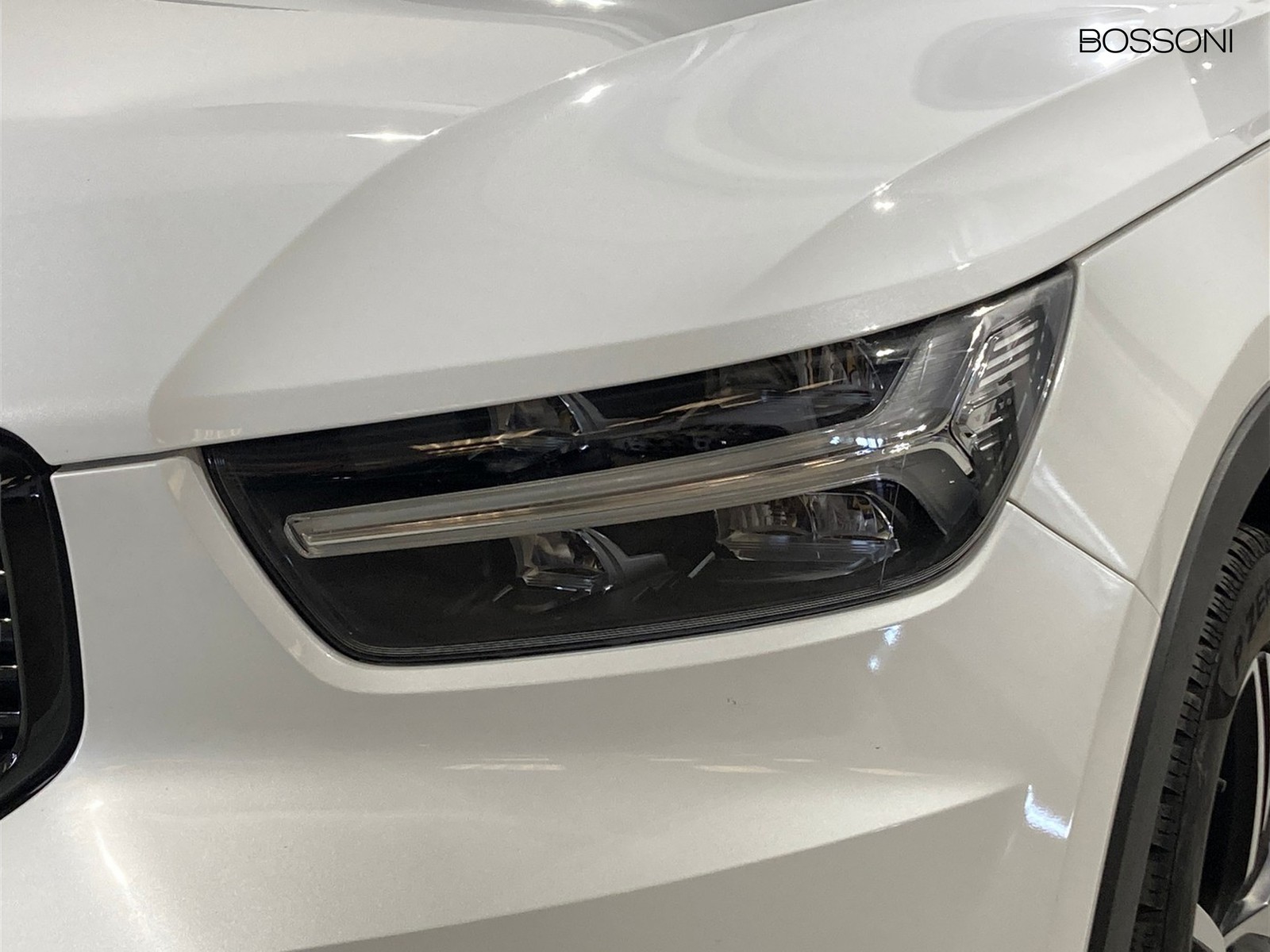 21 - Volvo XC40 1.5 t5 recharge plug-in-hybrid r-design geartronic my21
