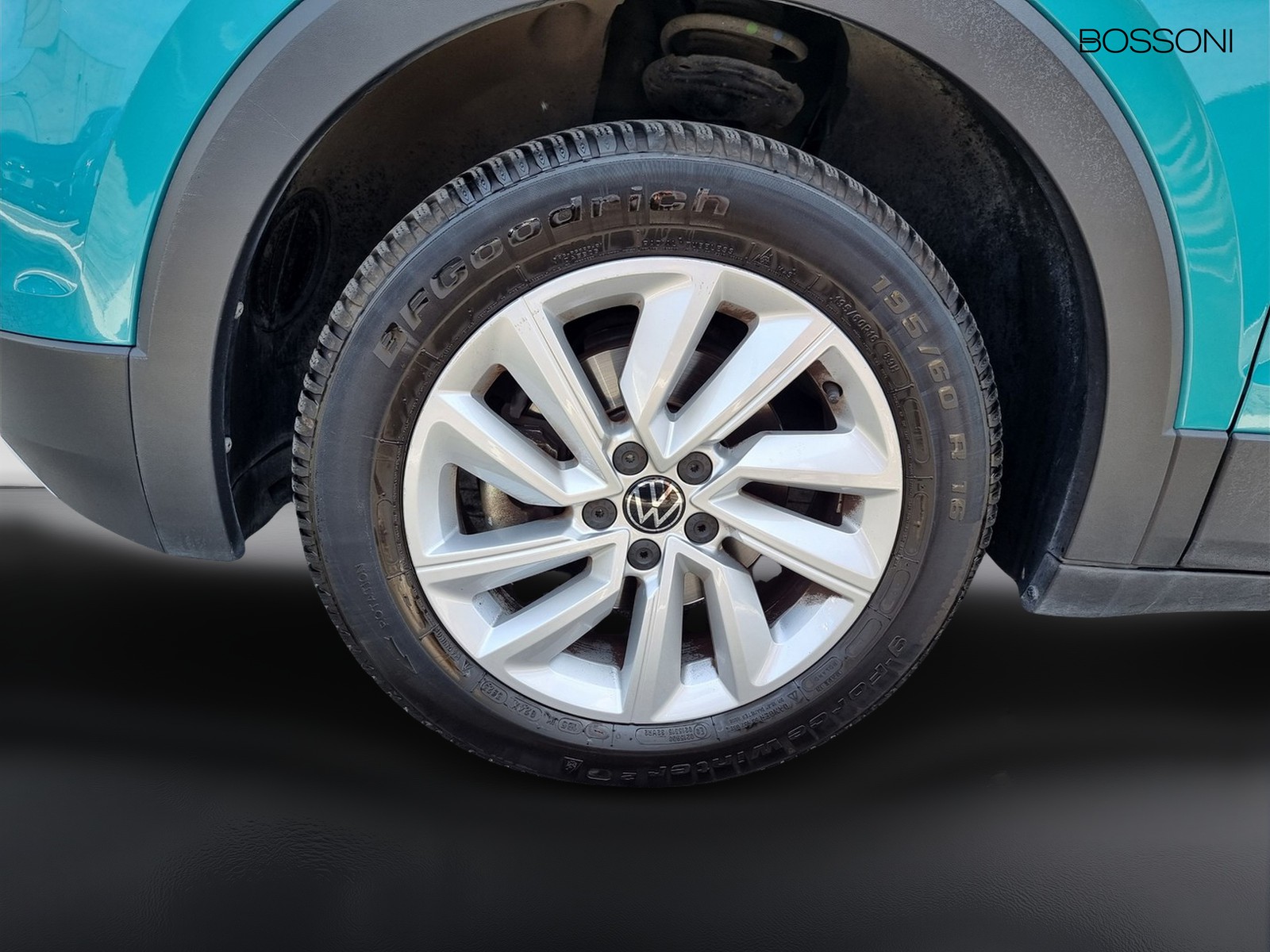 5 - Volkswagen T-Cross 1.0 tsi 95cv style
