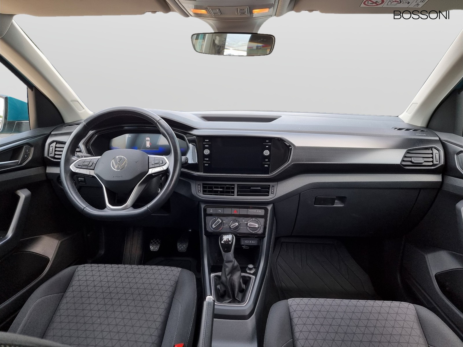 14 - Volkswagen T-Cross 1.0 tsi 95cv style