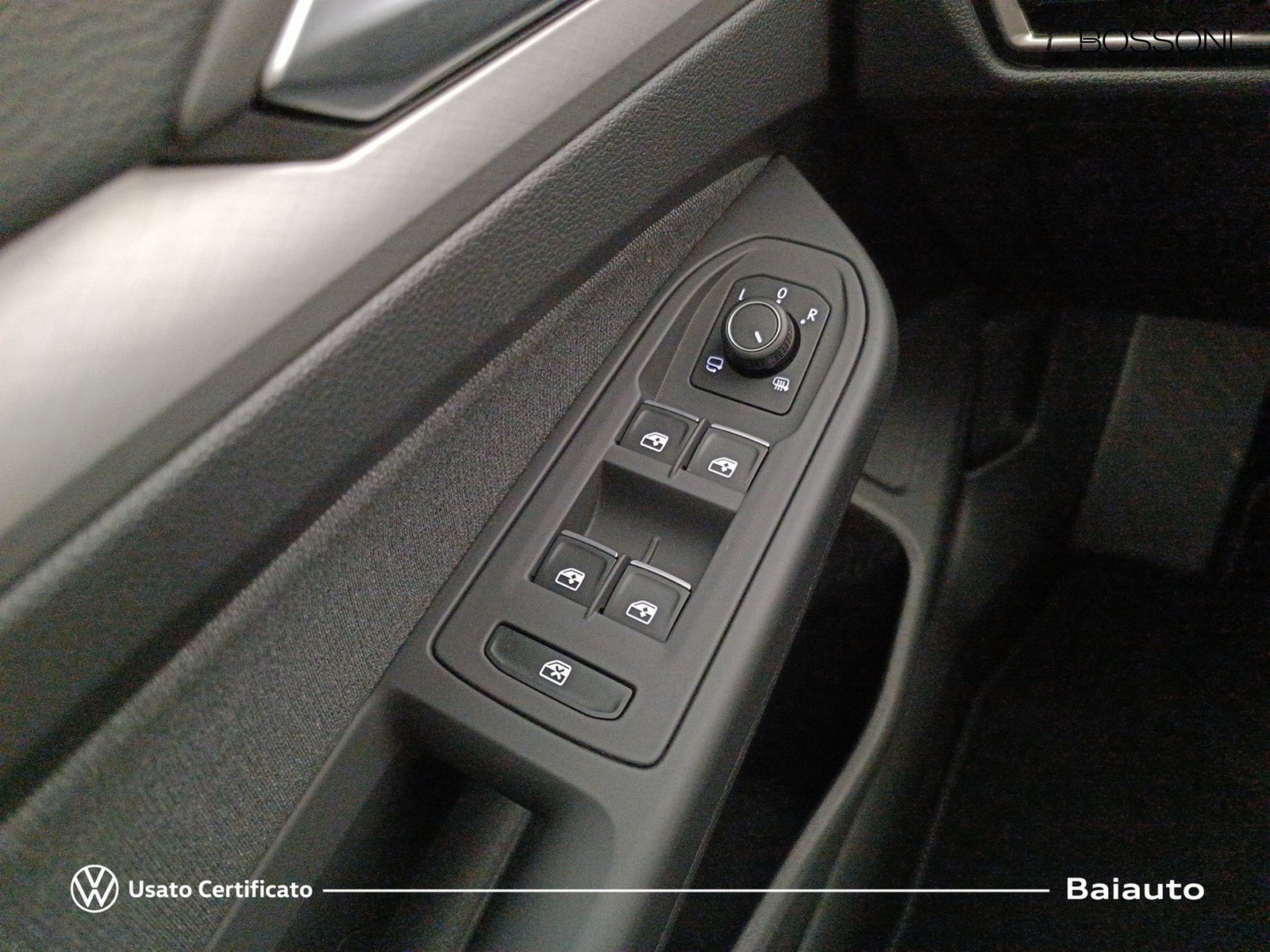 18 - Volkswagen Golf 1.0 tsi evo 110cv life