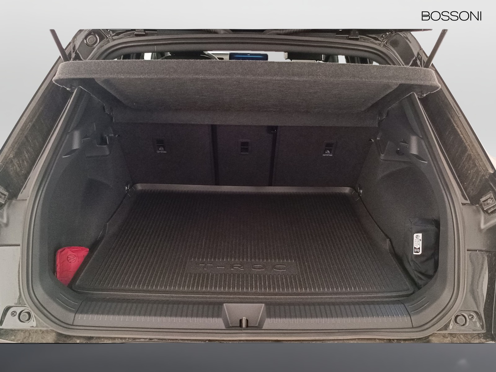 28 - Volkswagen T-Roc 1.5 etsi act 115cv style dsg