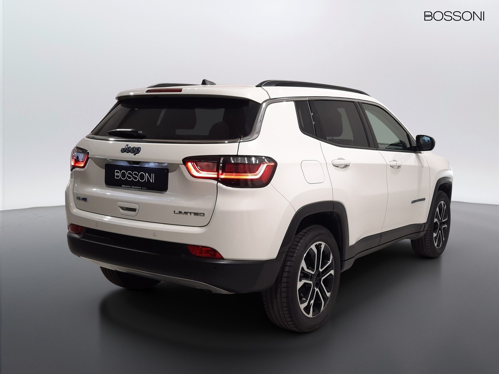 4 - Jeep Compass 1.3 turbo t4 phev limited 4xe at6