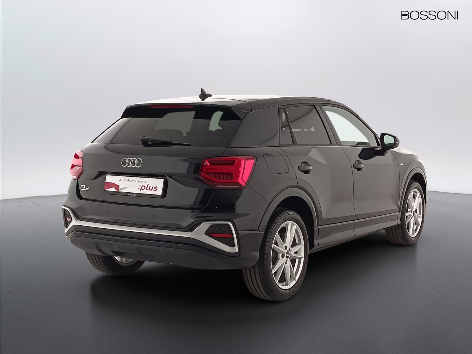 2 - Audi Q2 35 1.5 tfsi s line edition s tronic