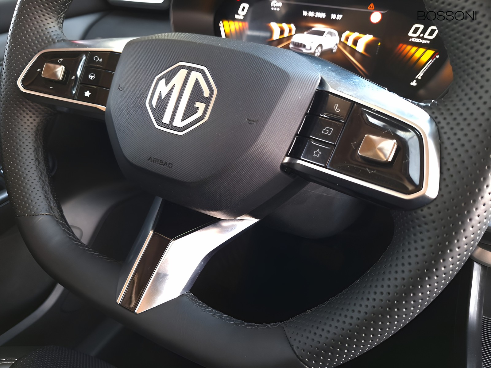 20 - Mg ZS 1.5 hybrid+ luxury auto