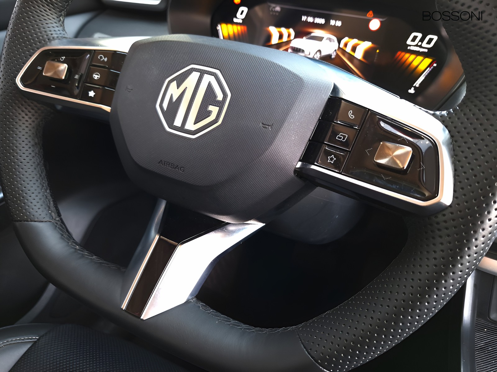 20 - Mg ZS 1.5 hybrid+ luxury auto