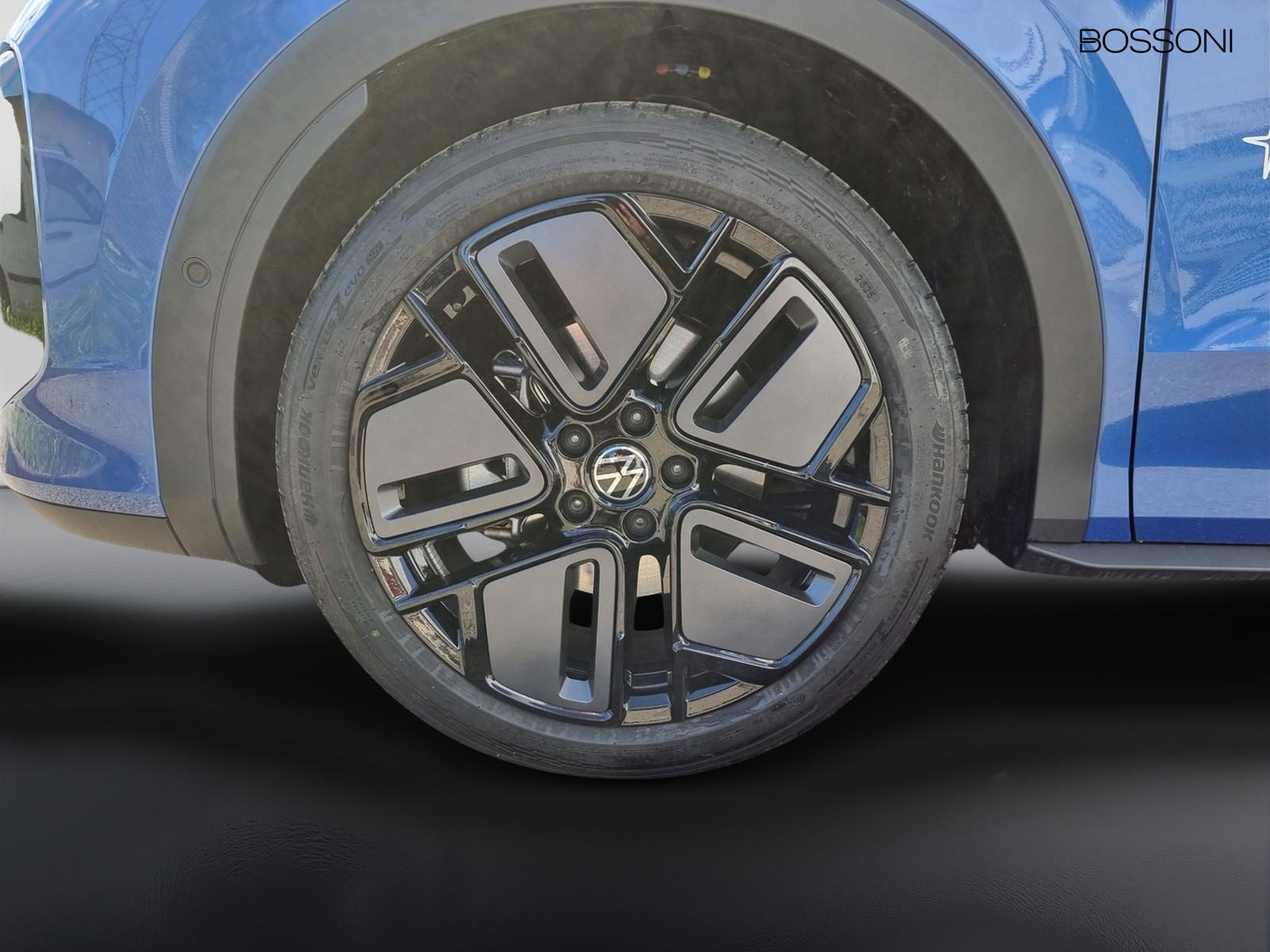 5 - Volkswagen T-Roc 1.5 etsi act 150cv r-line dsg