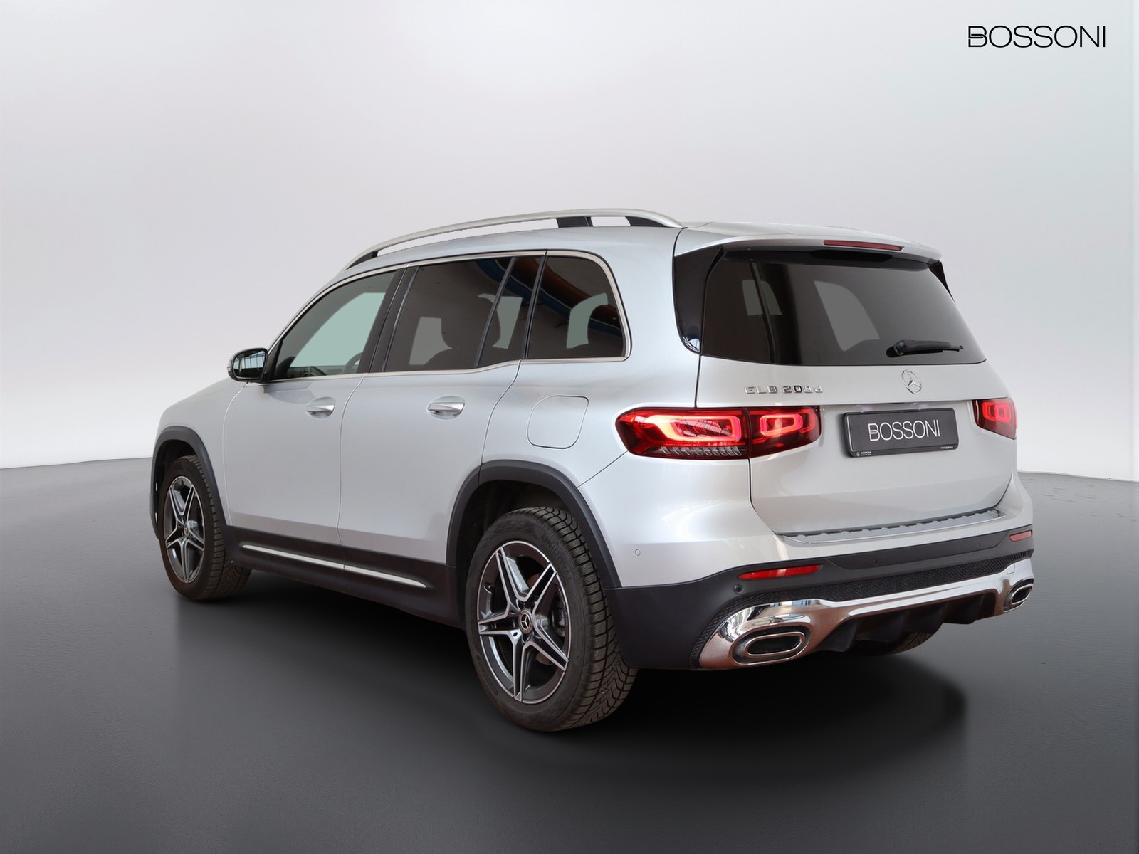 5 - Mercedes GLB 200 d premium 8g-dct