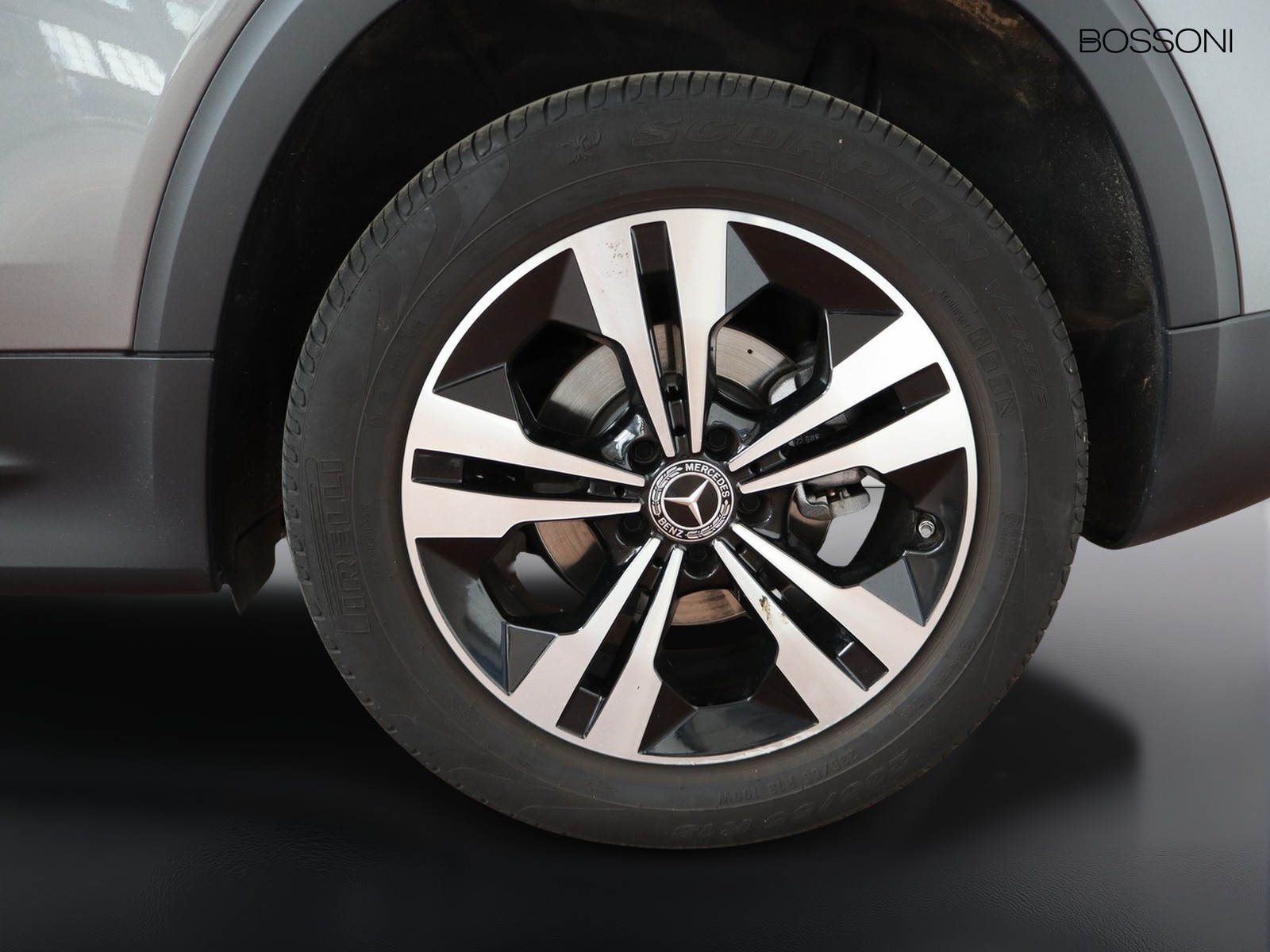 4 - Mercedes GLB 200 d progressive advanced plus 4matic 8g-dct