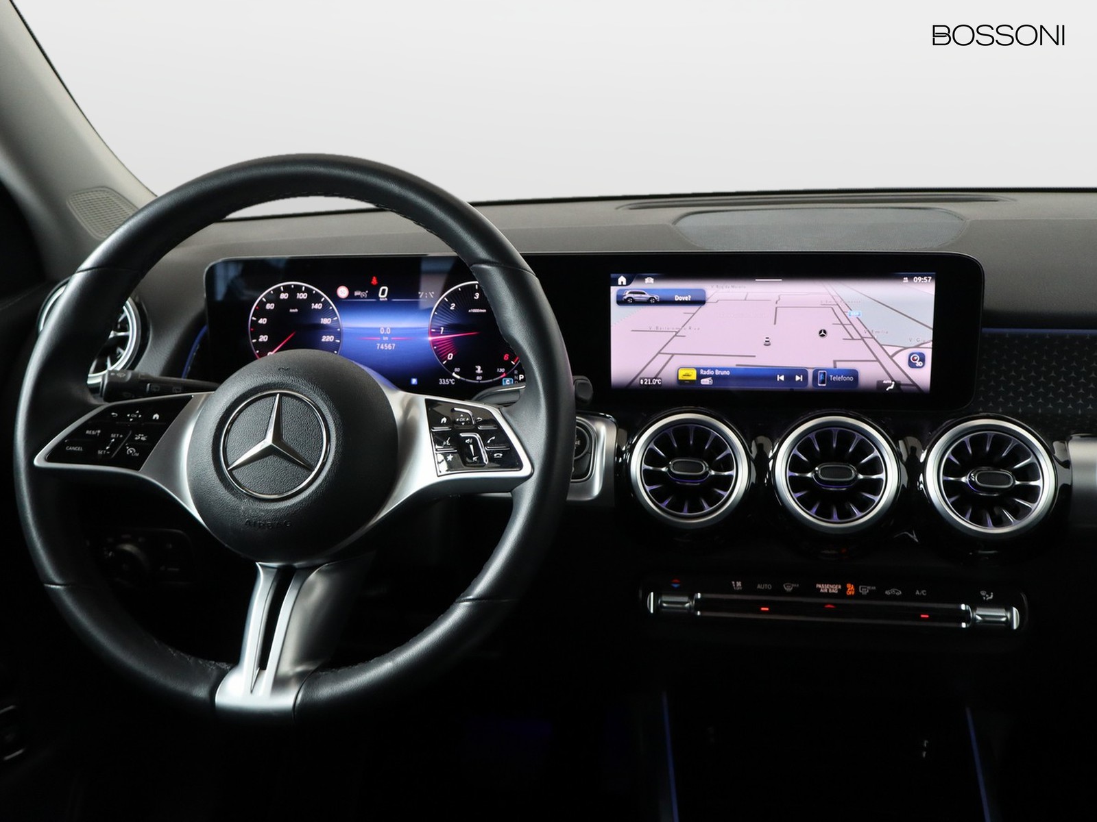 12 - Mercedes GLB 200 d progressive advanced plus 4matic 8g-dct