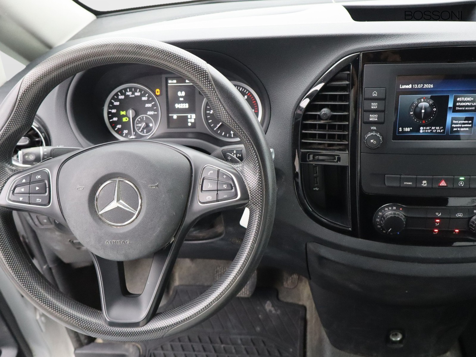 12 - Mercedes Vans Vito 116 cdi long pro auto my20