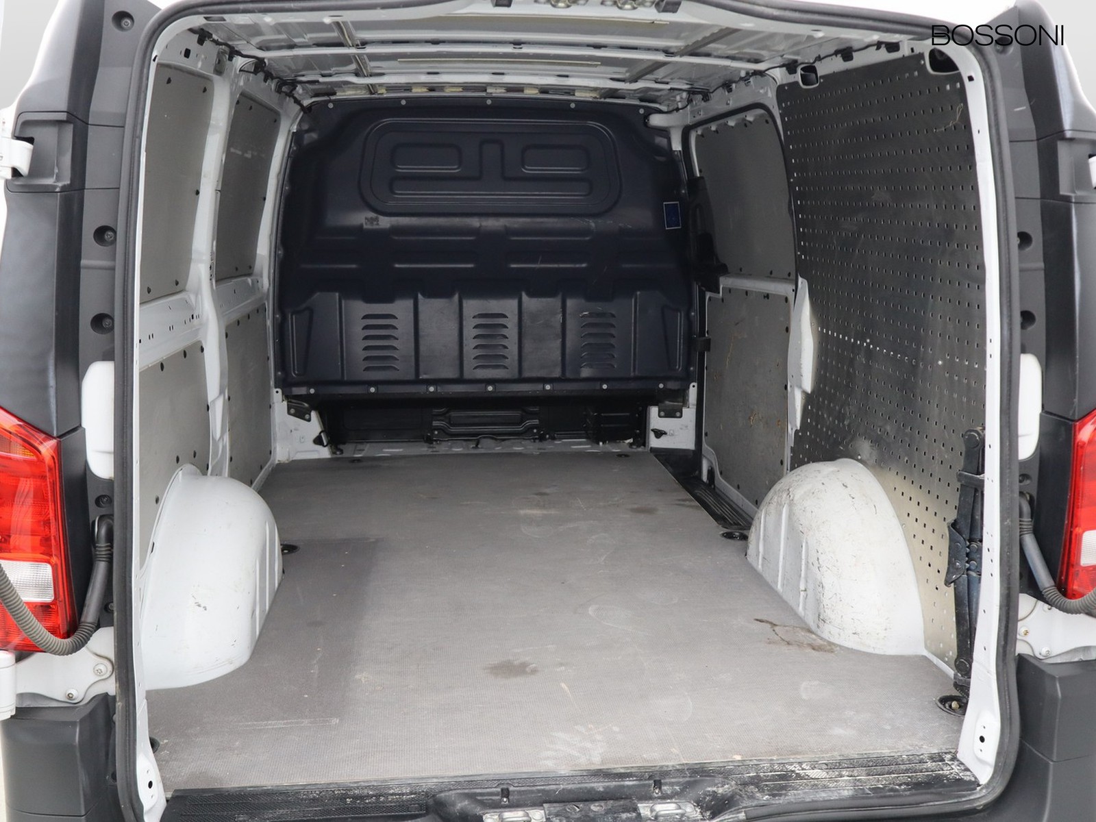 14 - Mercedes Vans Vito 116 cdi long pro auto my20