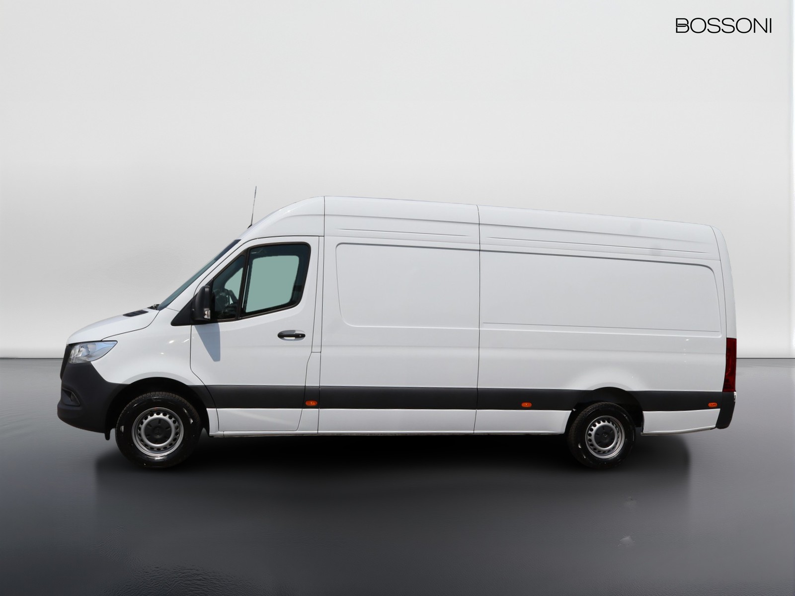 3 - Mercedes Vans Sprinter 317 2.0 cdi f 43/35 rwd h2