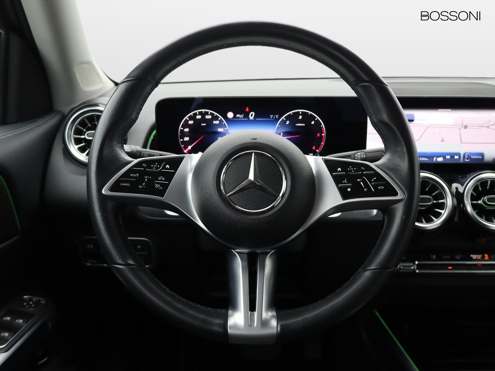 17 - Mercedes GLB 200 d progressive advanced plus 4matic 8g-dct