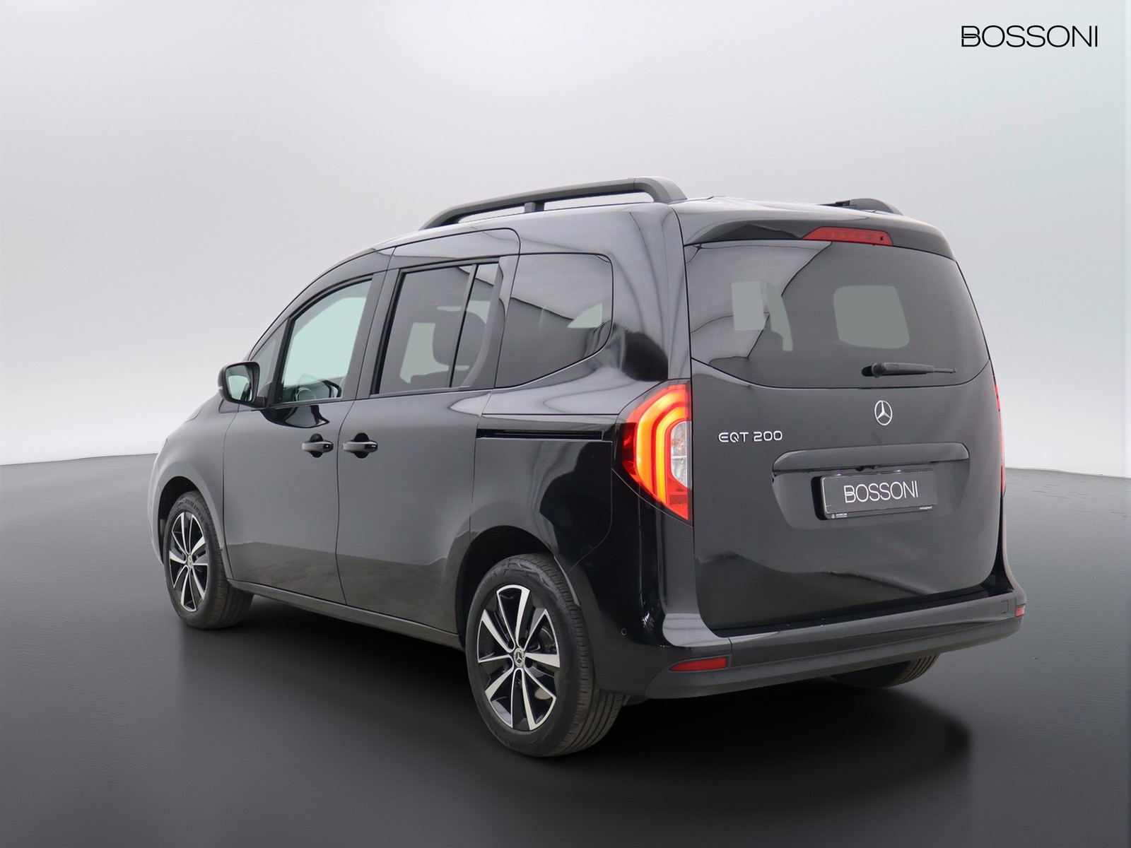 5 - Mercedes Vans Classe T eqt 200