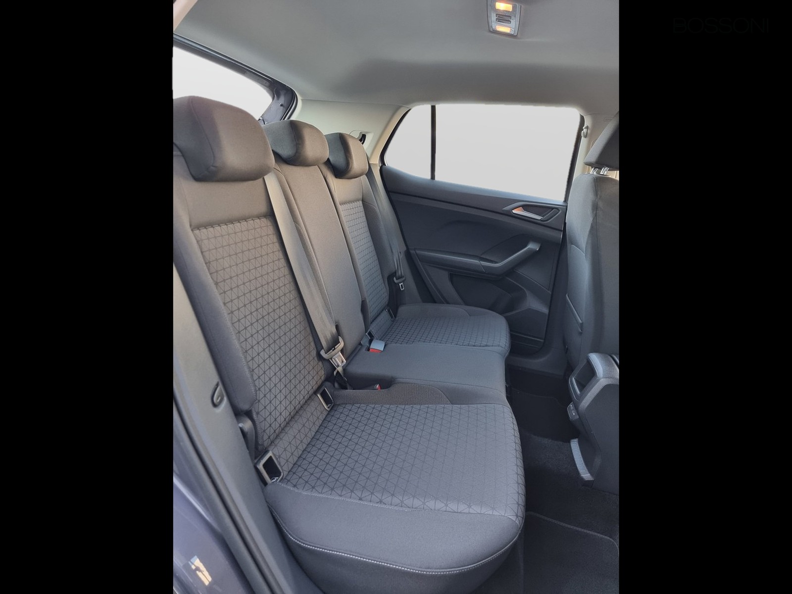 12 - Volkswagen T-Cross 1.0 tsi 95cv style