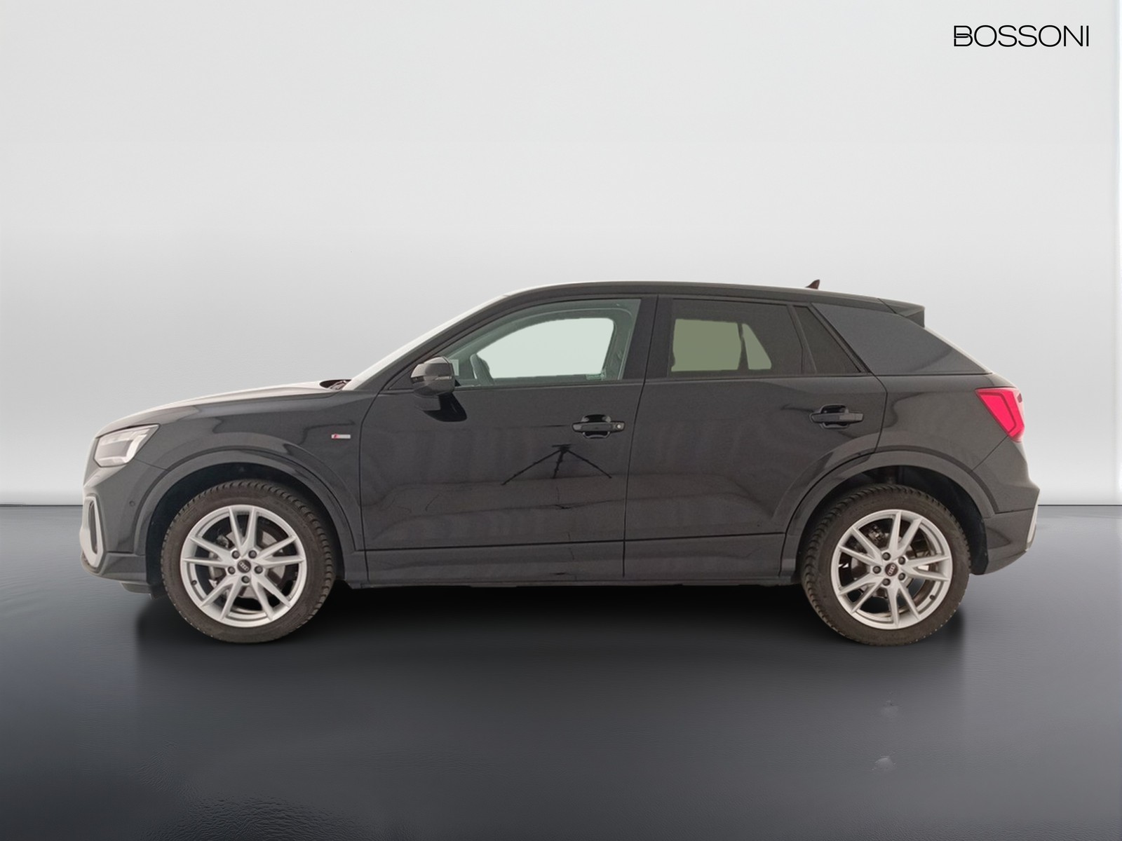 3 - Audi Q2 35 1.5 tfsi s line edition s tronic