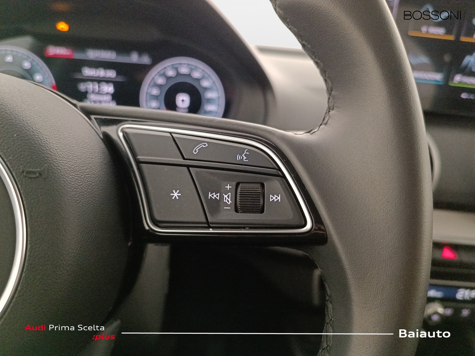 16 - Audi Q2 35 1.5 tfsi s line edition s tronic