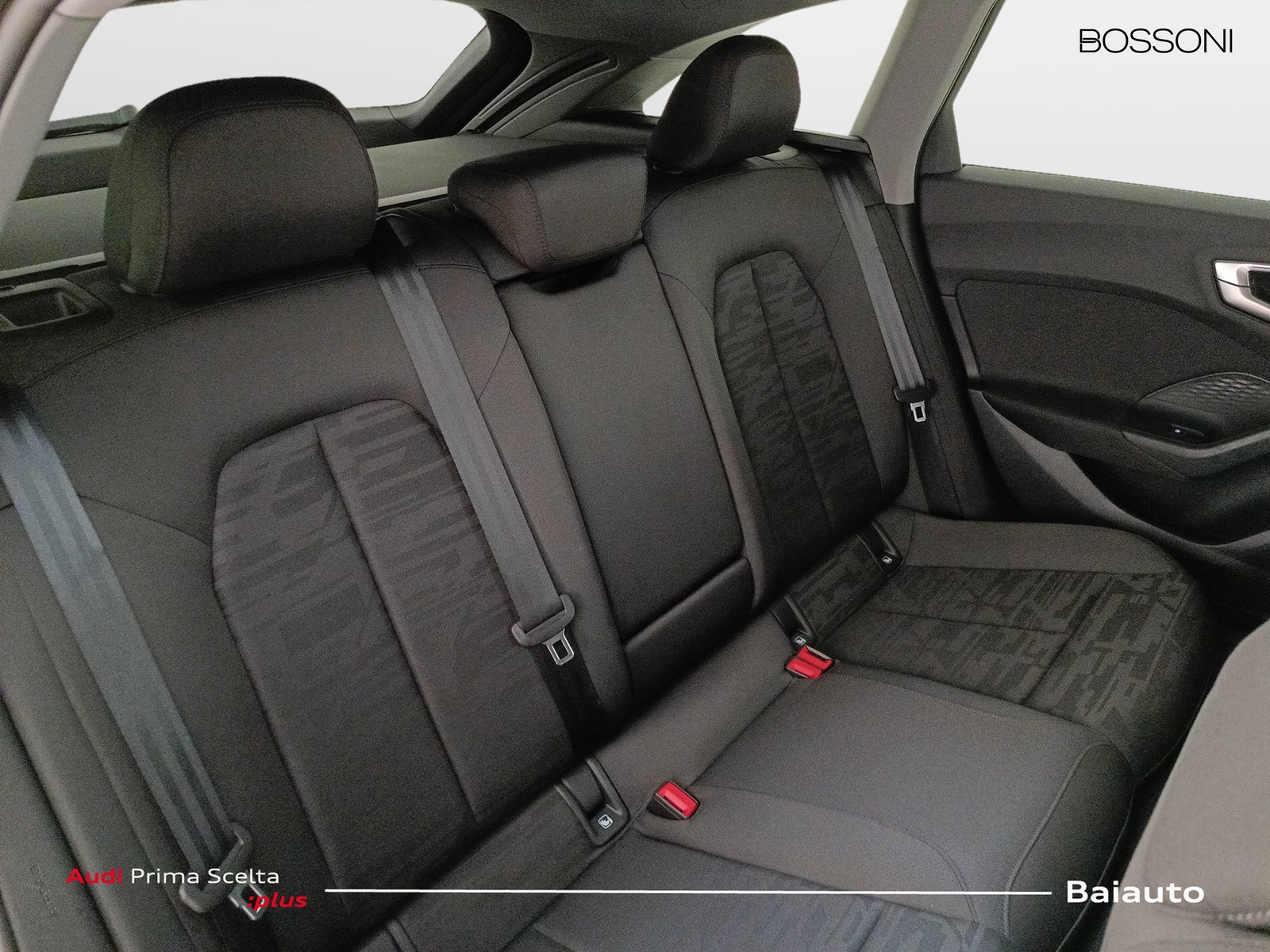 21 - Audi A5 avant 2.0 tdi mhev+ 204cv business advanced