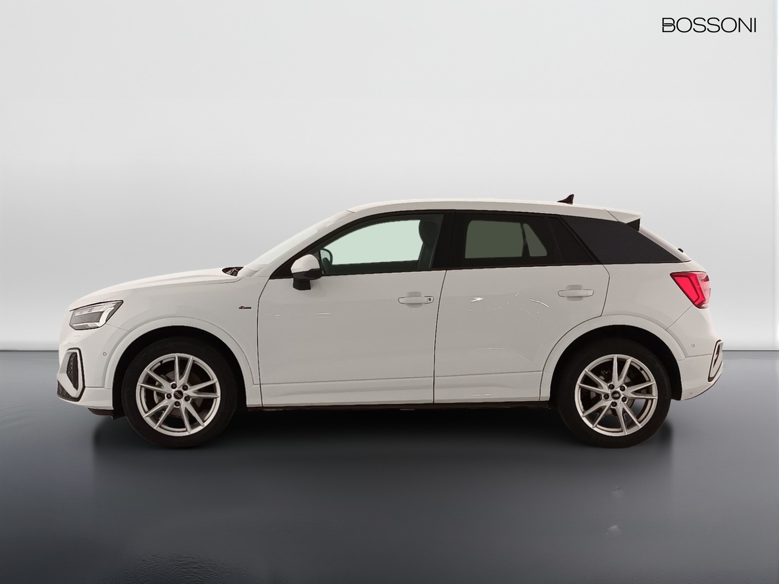 15 - Audi Q2 35 1.5 tfsi s line edition s tronic