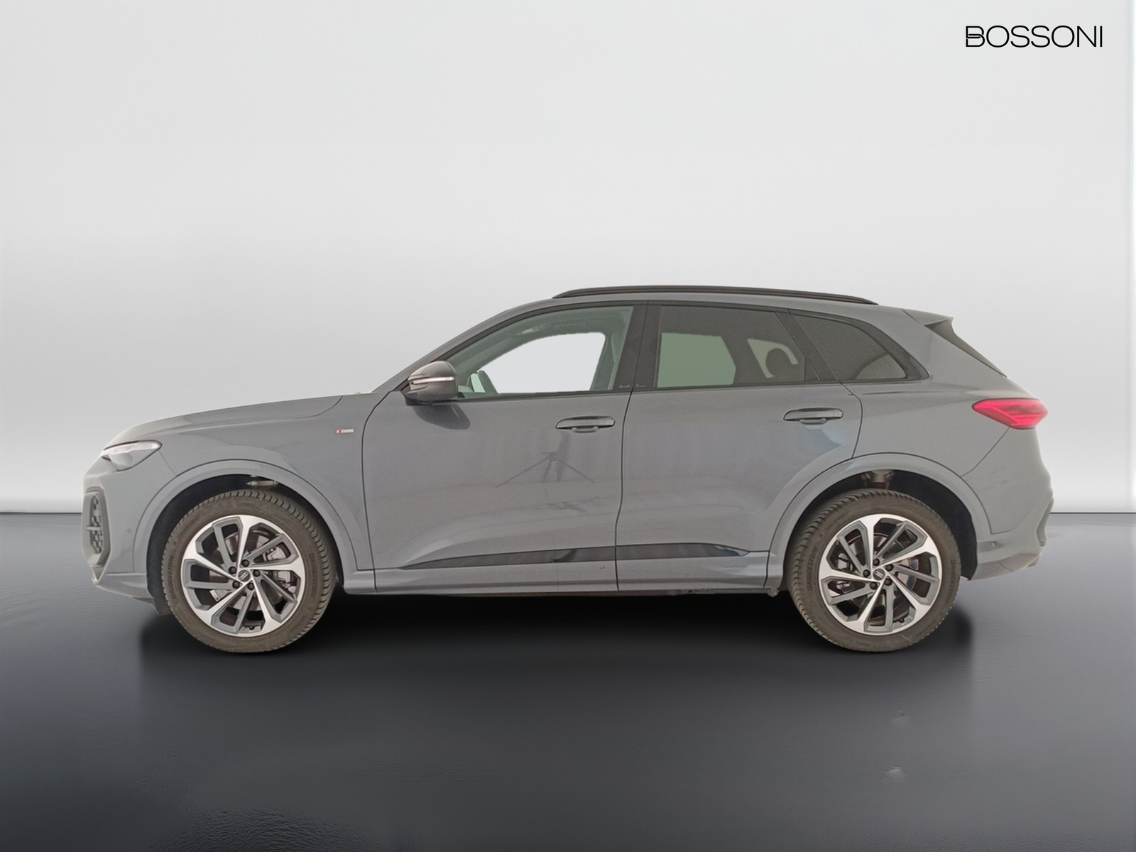 3 - Audi Q5 2.0 tdi mhev+ 204cv s line edition quattro s tronic