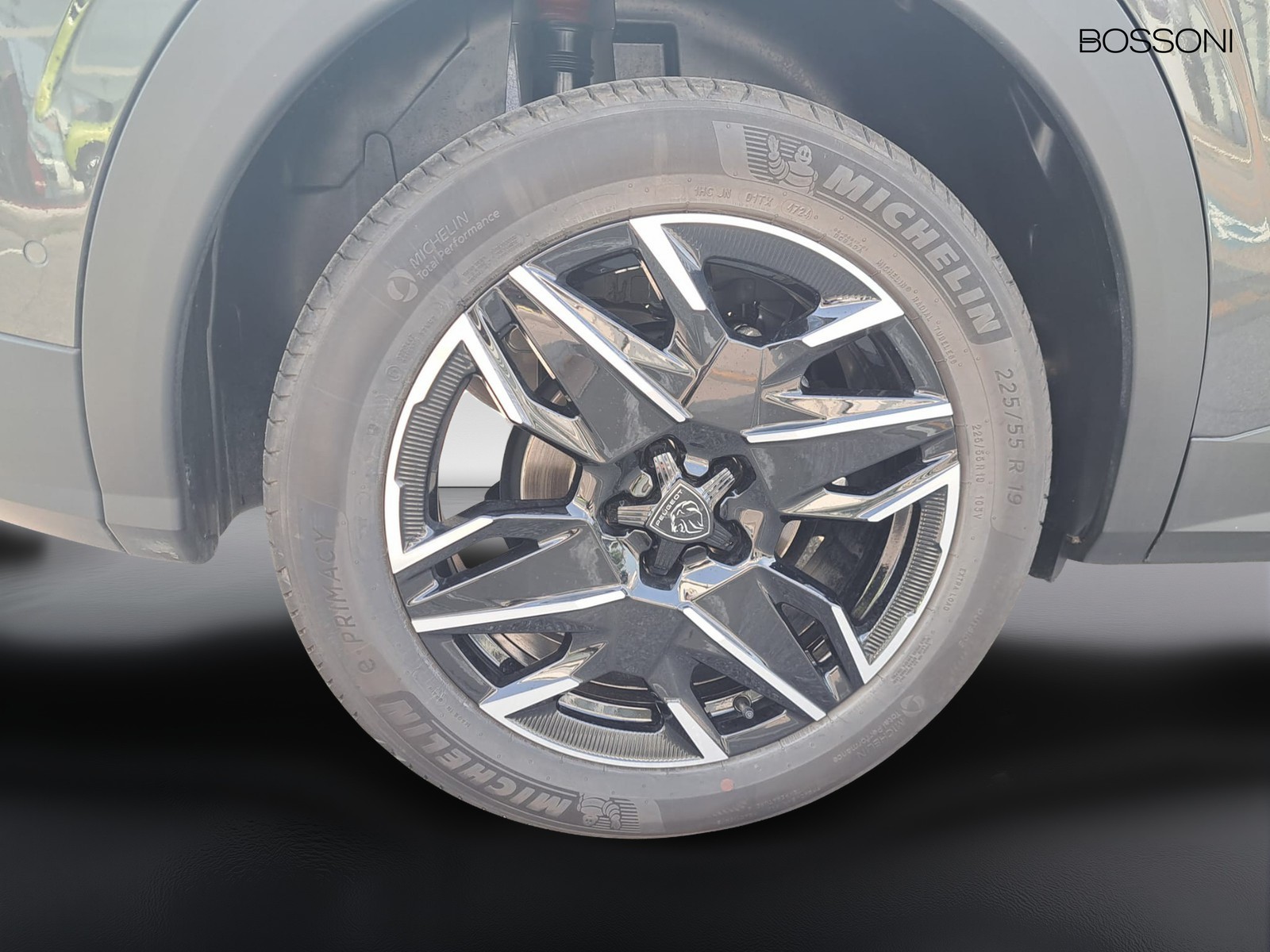9 - Peugeot 3008 1.2 hybrid 145cv gt e-dcs6