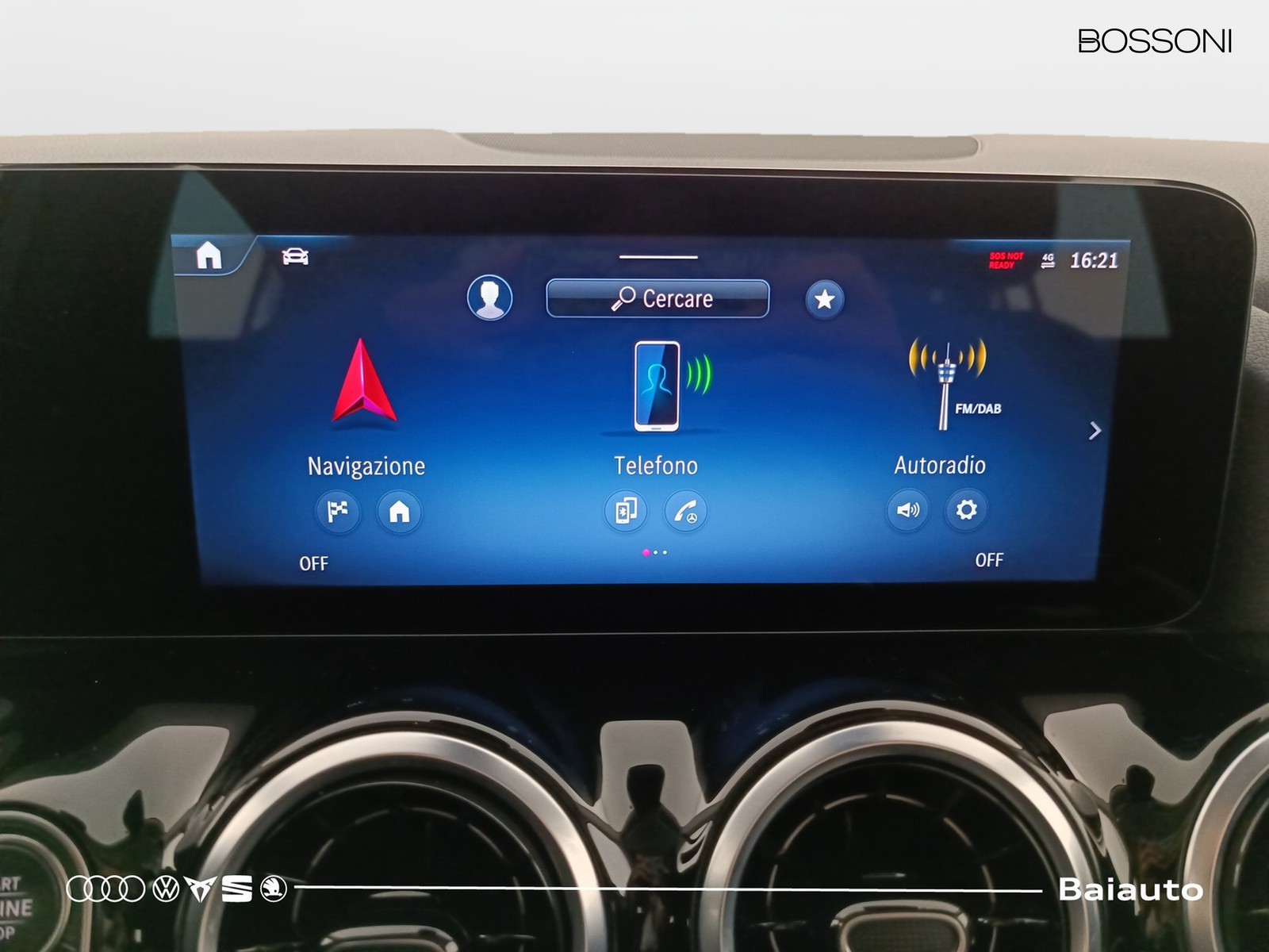 10 - Mercedes GLA 180 d progressive advanced 8g-dct