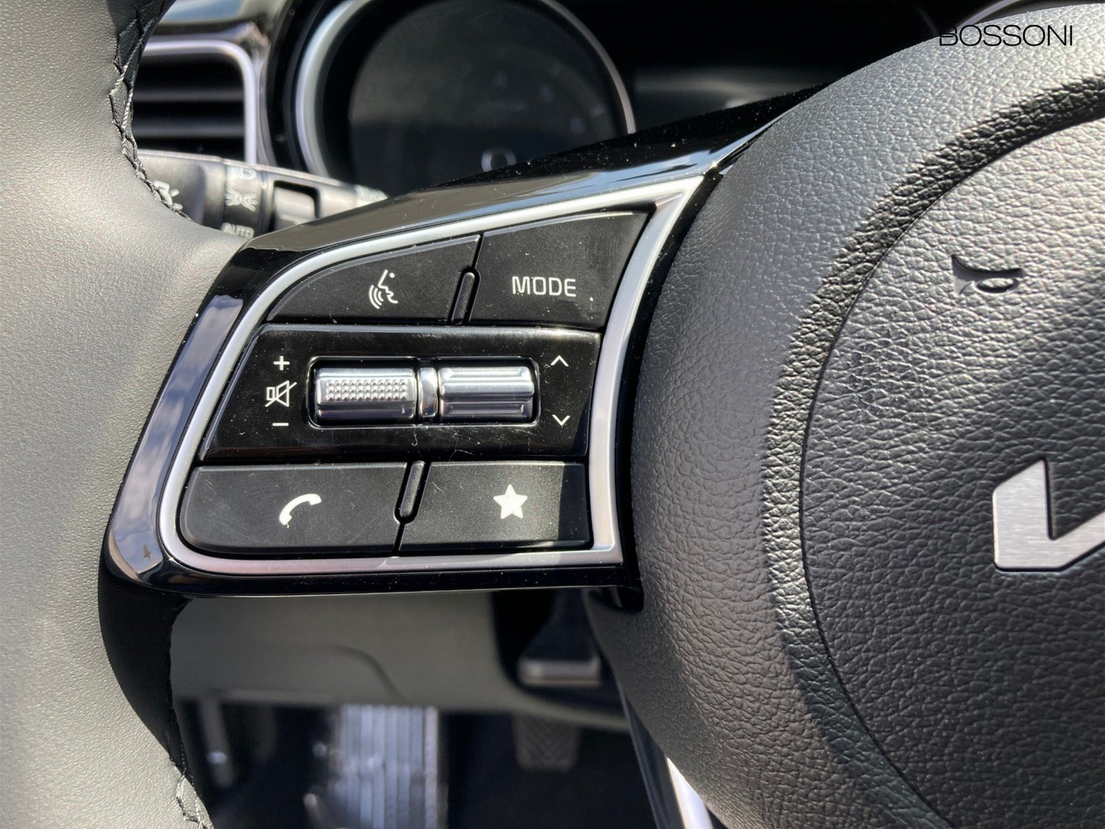 10 - Kia Xceed 1.0 t-gdi gpl 107cv business