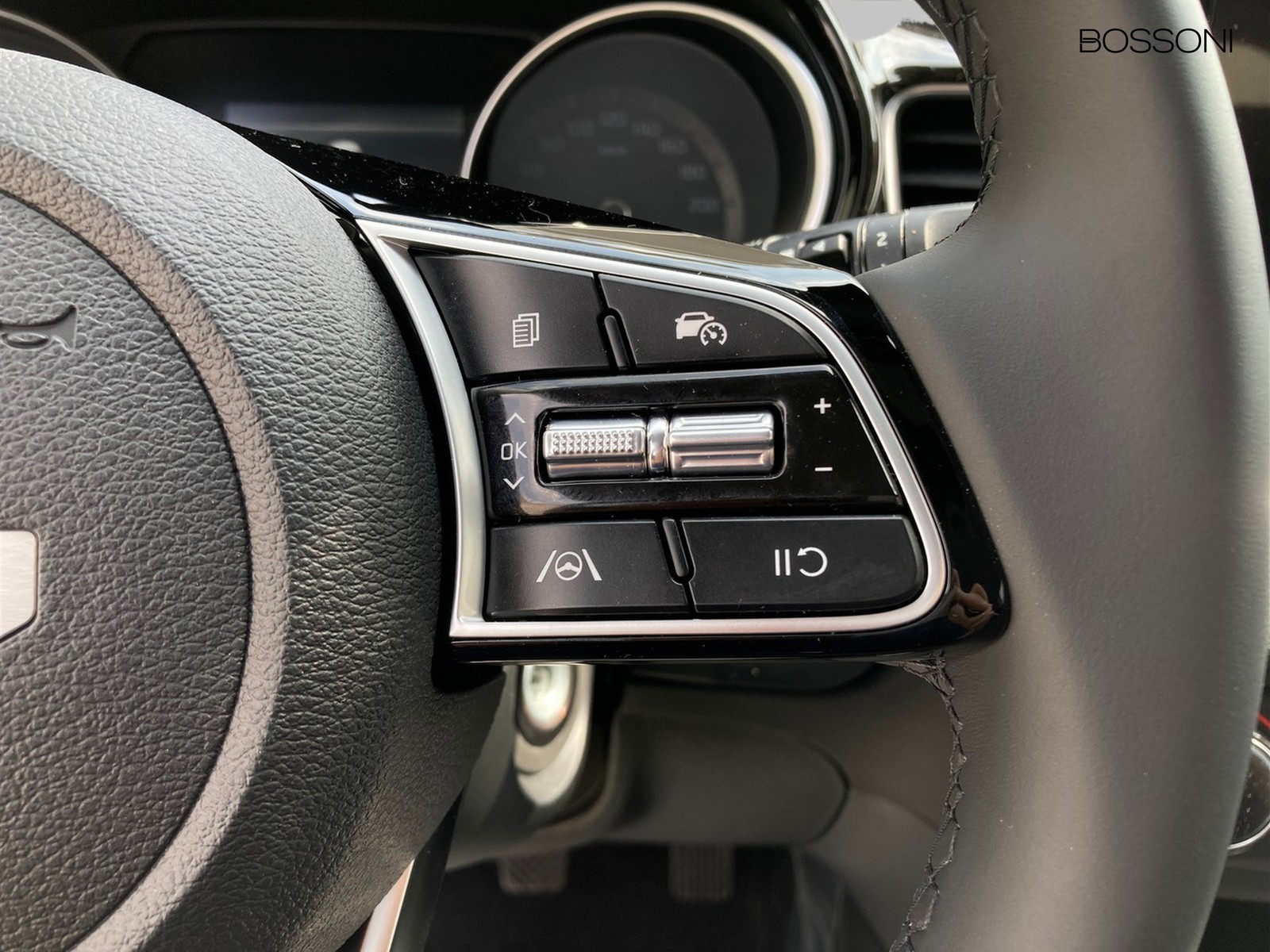 11 - Kia Xceed 1.0 t-gdi gpl 107cv business