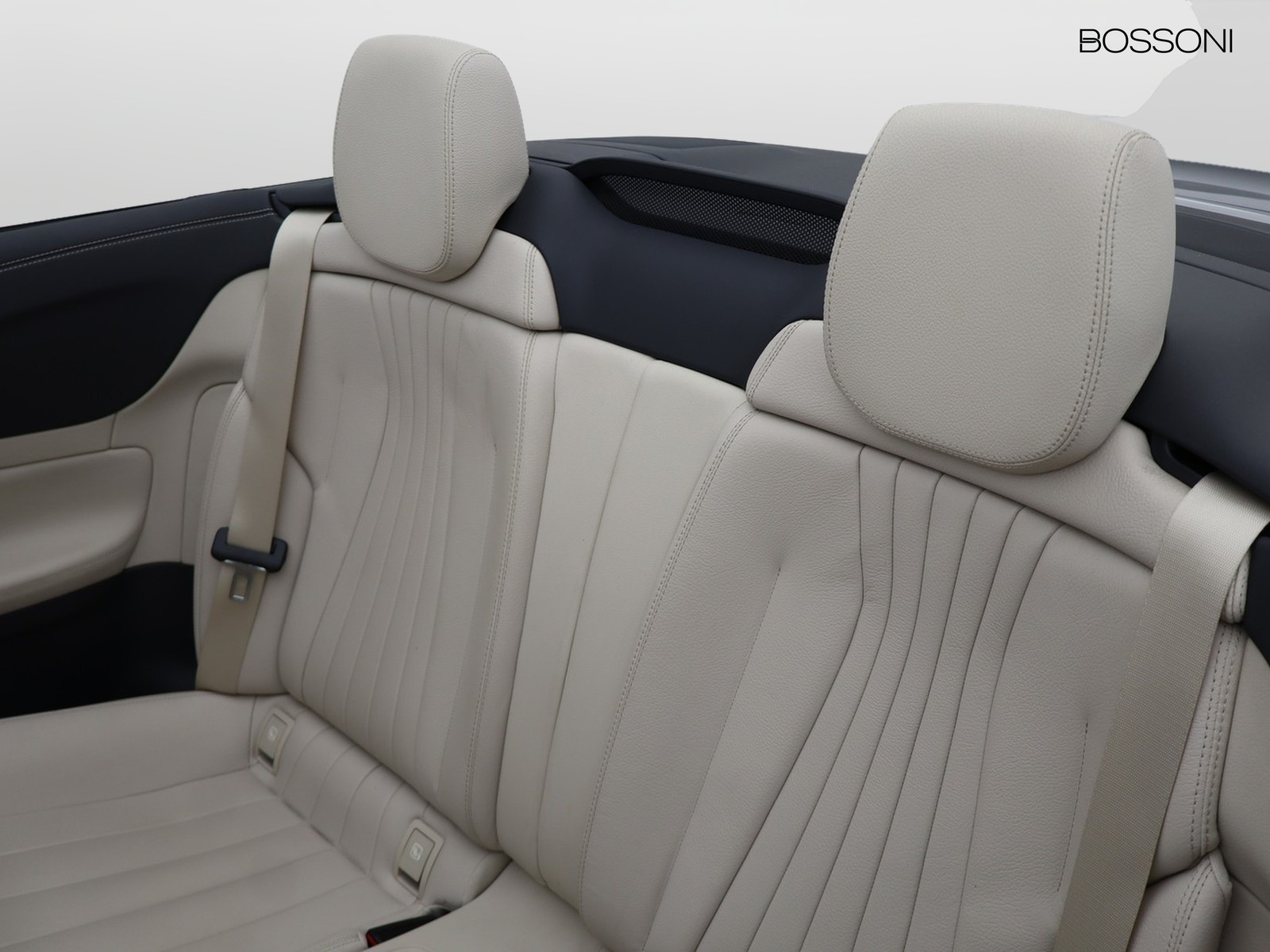 8 - Mercedes Classe E cabrio 300 d mild hybrid (d eq-boost) premium plus 4matic 9g-tronic