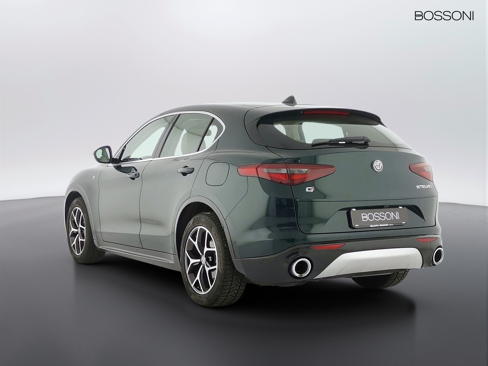 4 - Alfa Romeo Stelvio 2.2 turbo 210cv ti q4 at8
