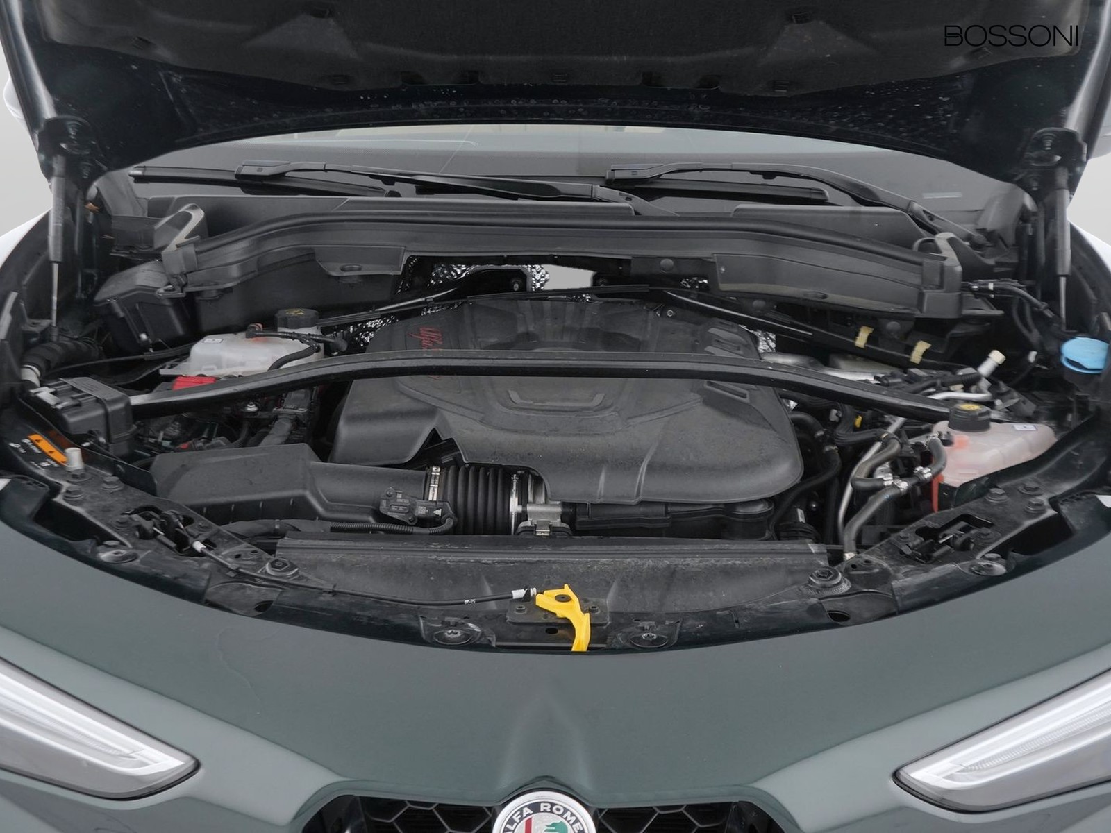 11 - Alfa Romeo Stelvio 2.2 turbo 210cv ti q4 at8
