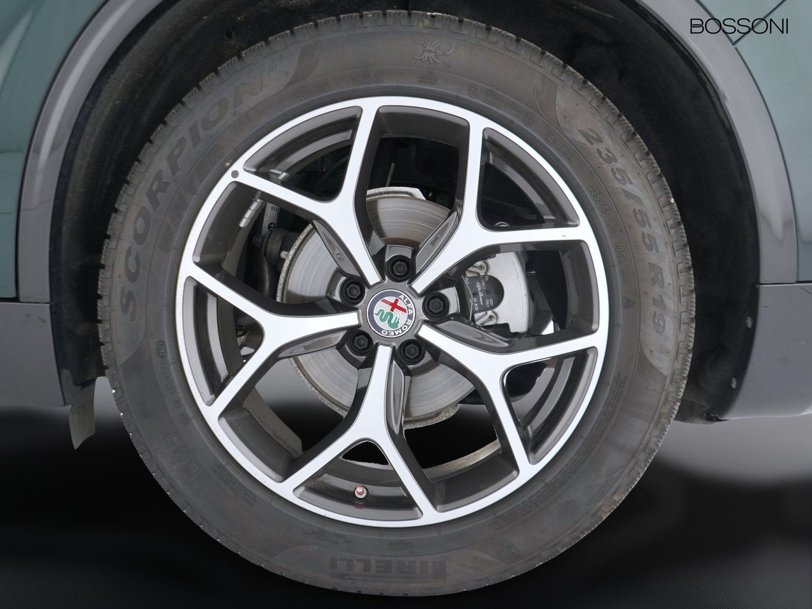 12 - Alfa Romeo Stelvio 2.2 turbo 210cv ti q4 at8