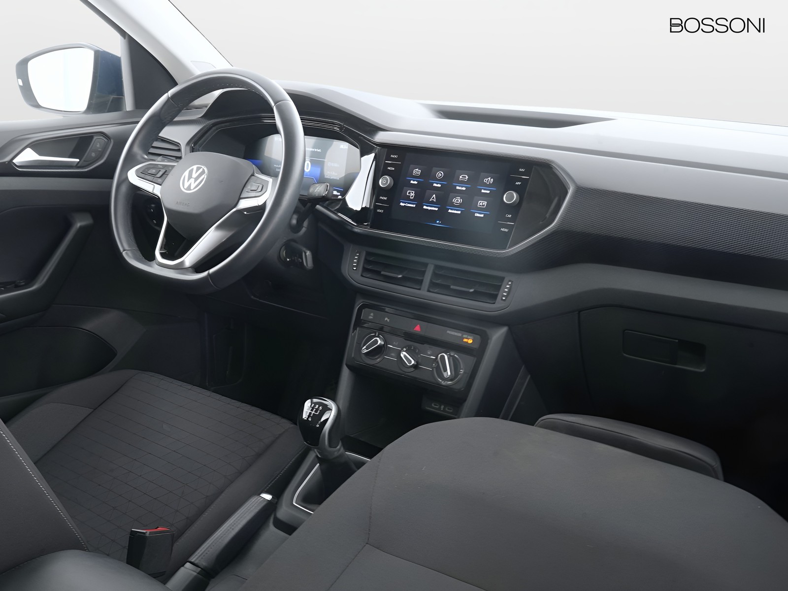 6 - Volkswagen T-Cross 1.0 tsi 95cv style