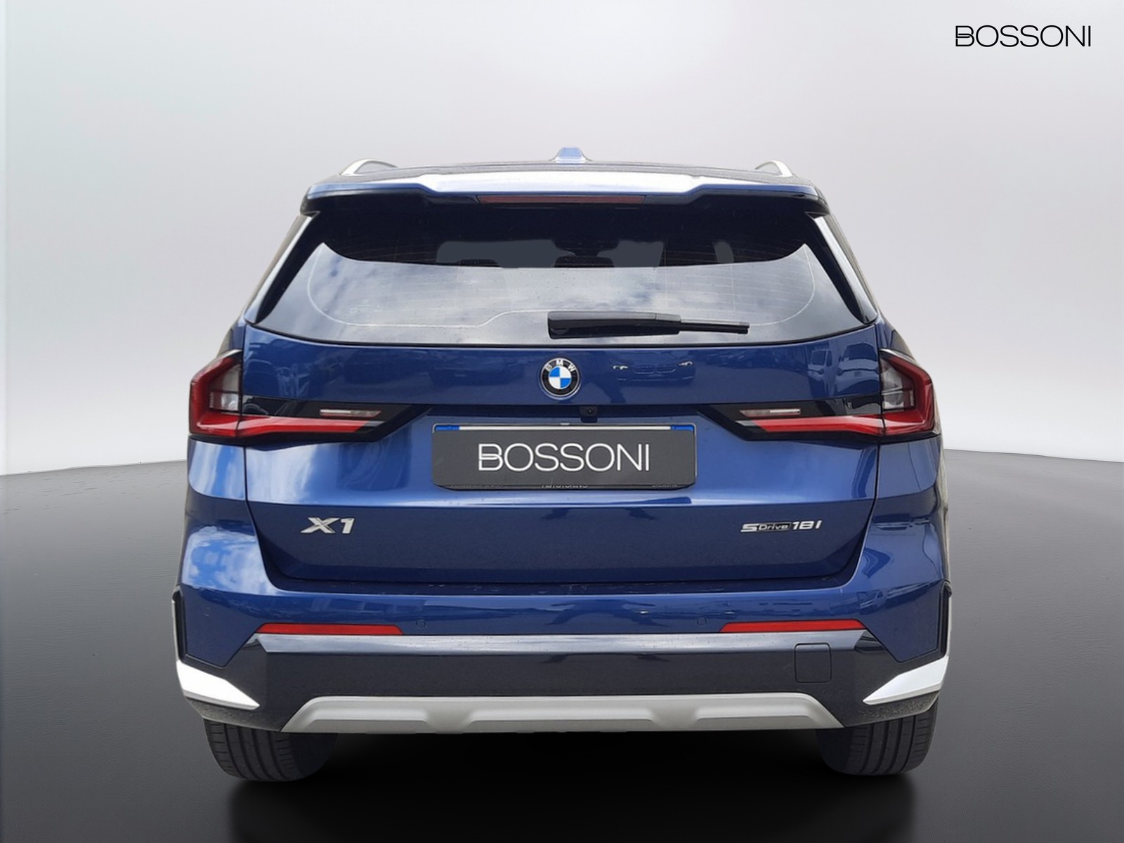 5 - BMW X1 18i sdrive x-line edition balance dct