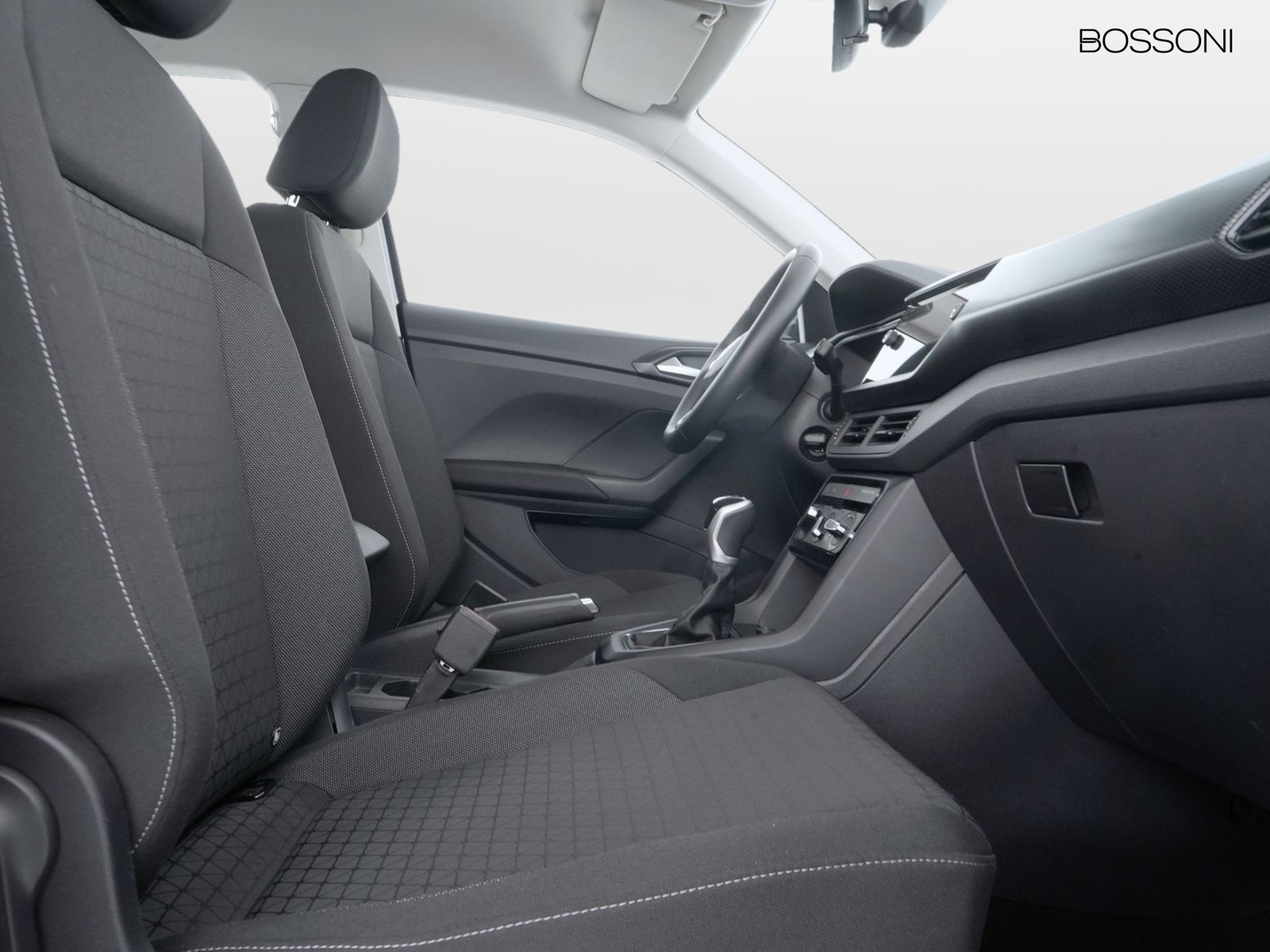 8 - Volkswagen T-Cross 1.0 tsi 95cv style
