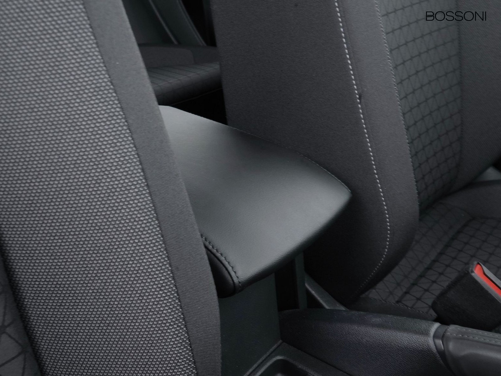 18 - Volkswagen T-Cross 1.0 tsi 95cv style