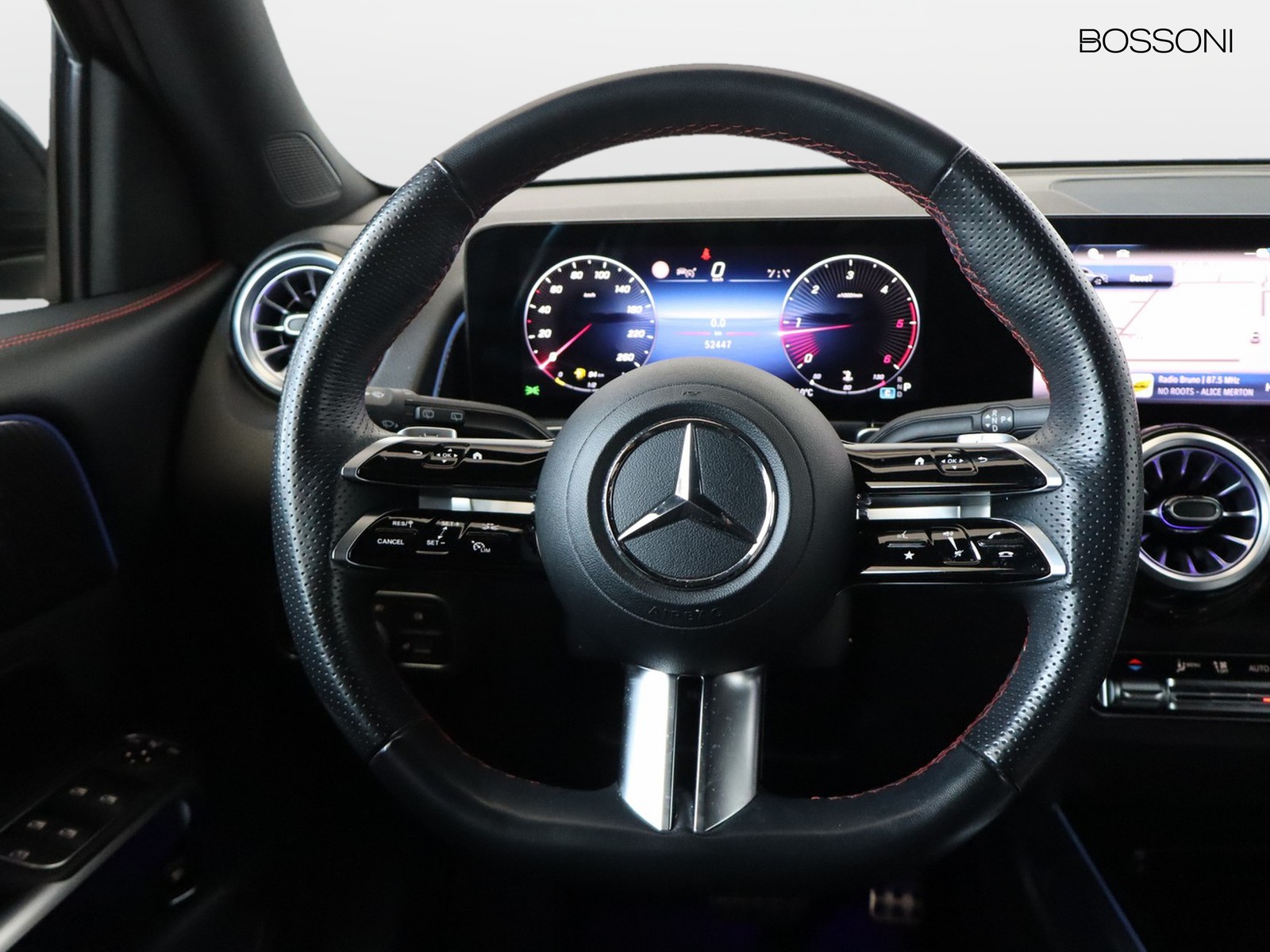 18 - Mercedes GLB 200 d amg line advanced plus 8g-dct