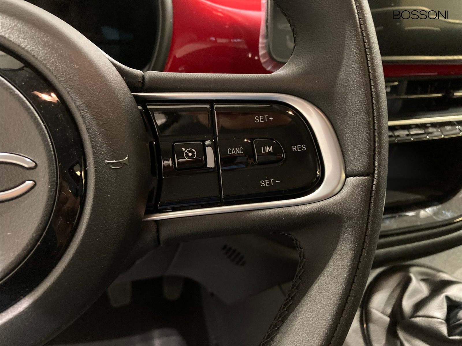 9 - Fiat 500 1.0 hybrid icon