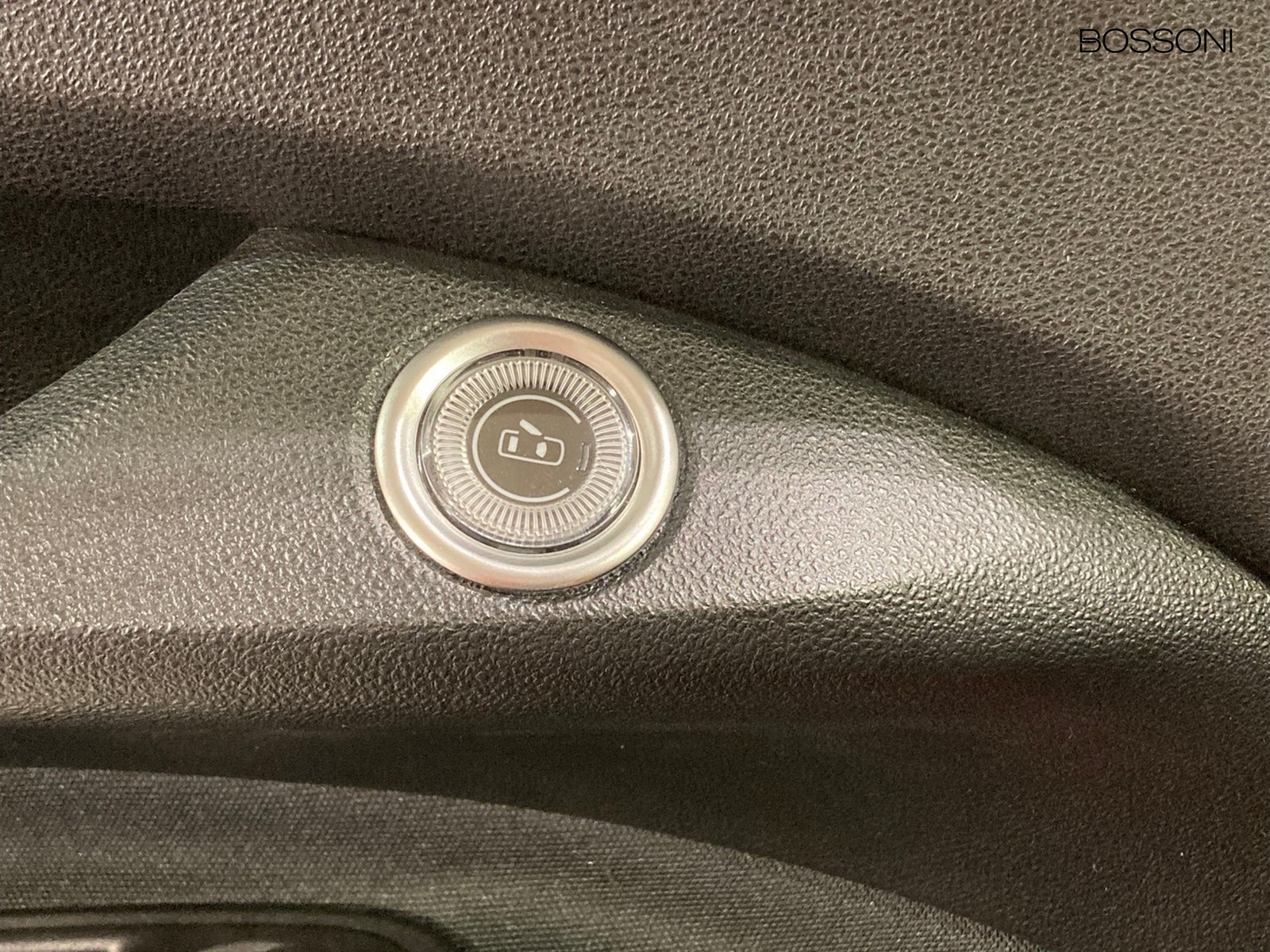 21 - Fiat 500 1.0 hybrid icon